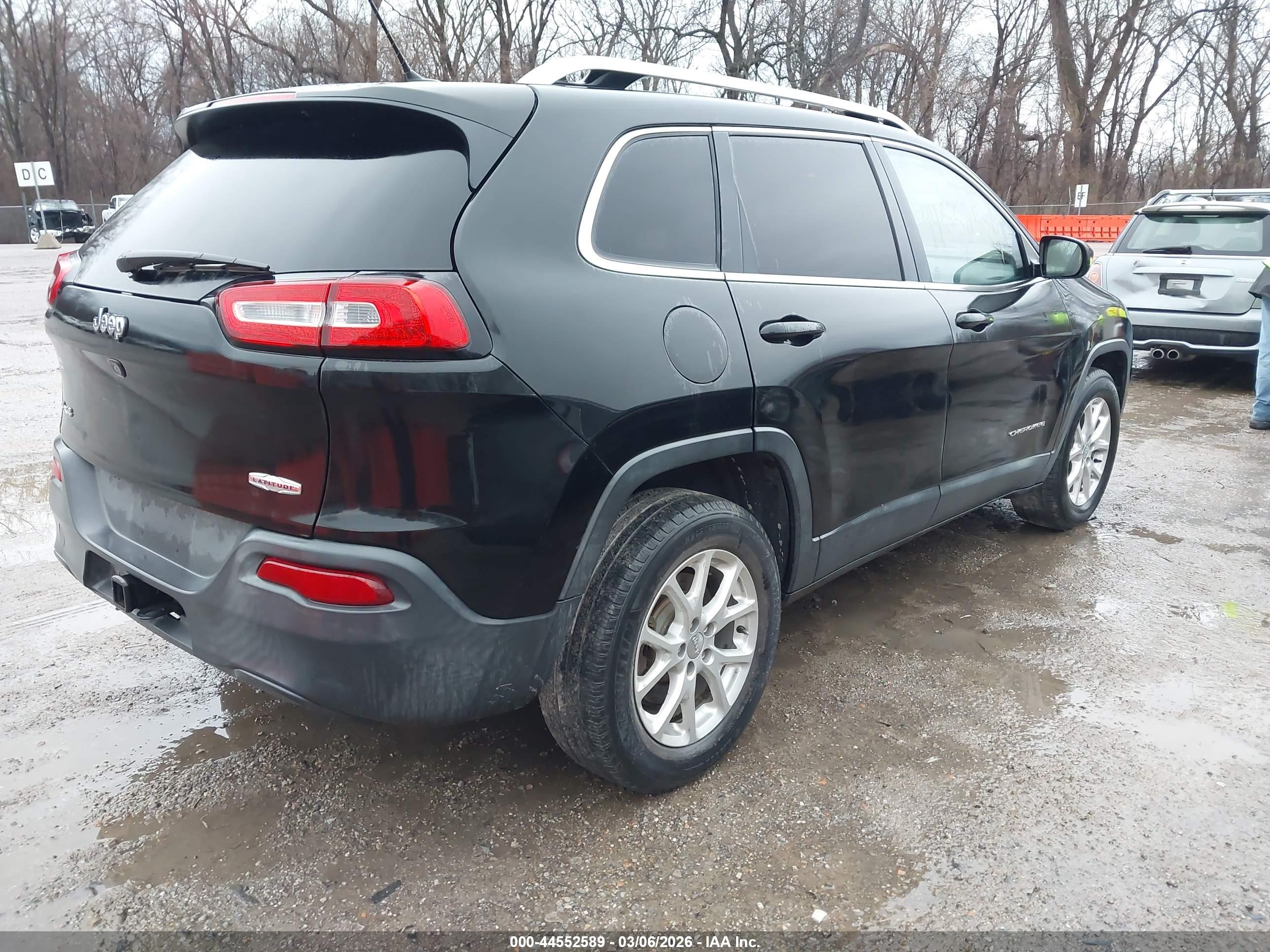 JEEP CHEROKEE image 4