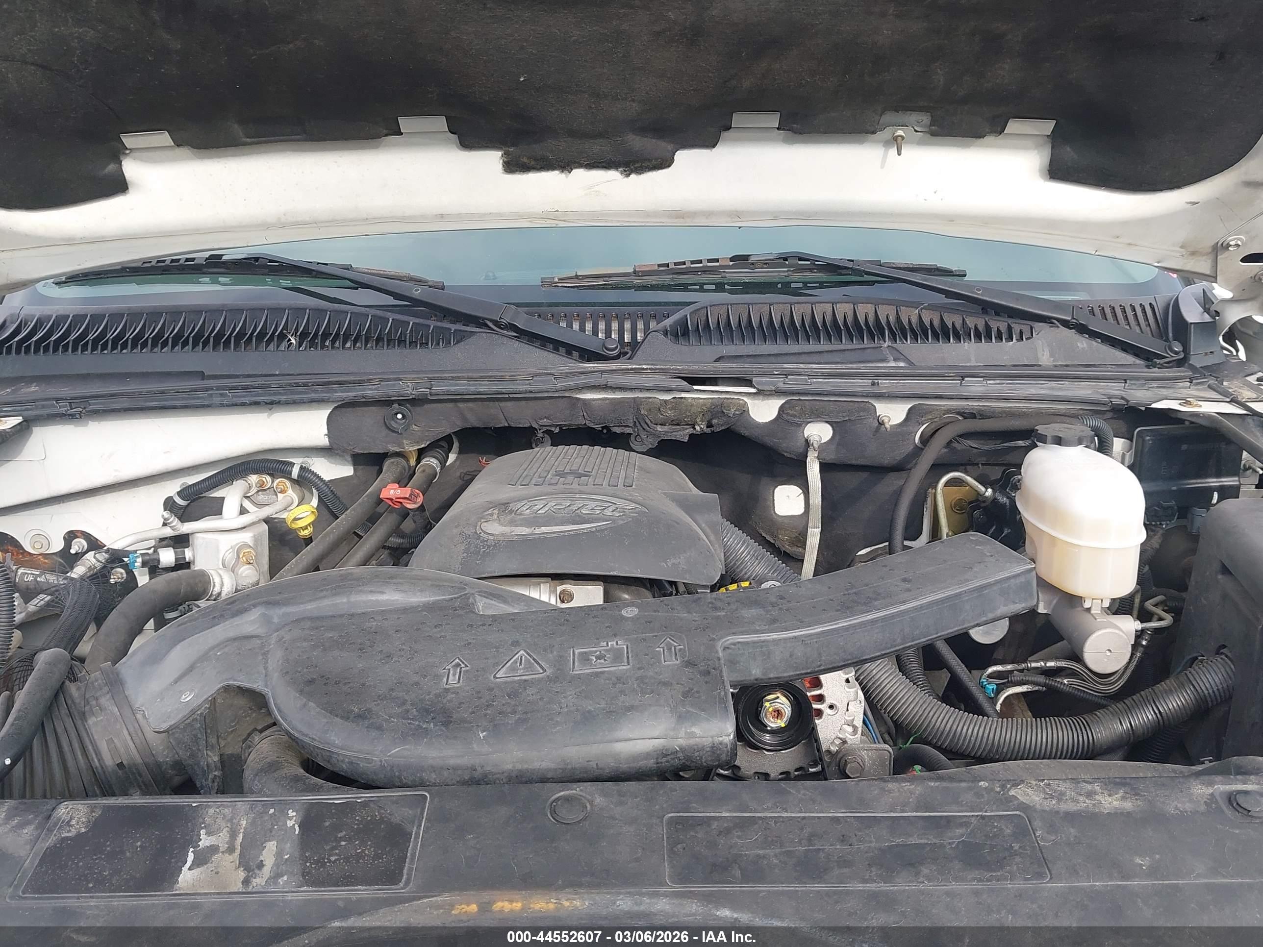 CHEVROLET AVALANCHE image 10