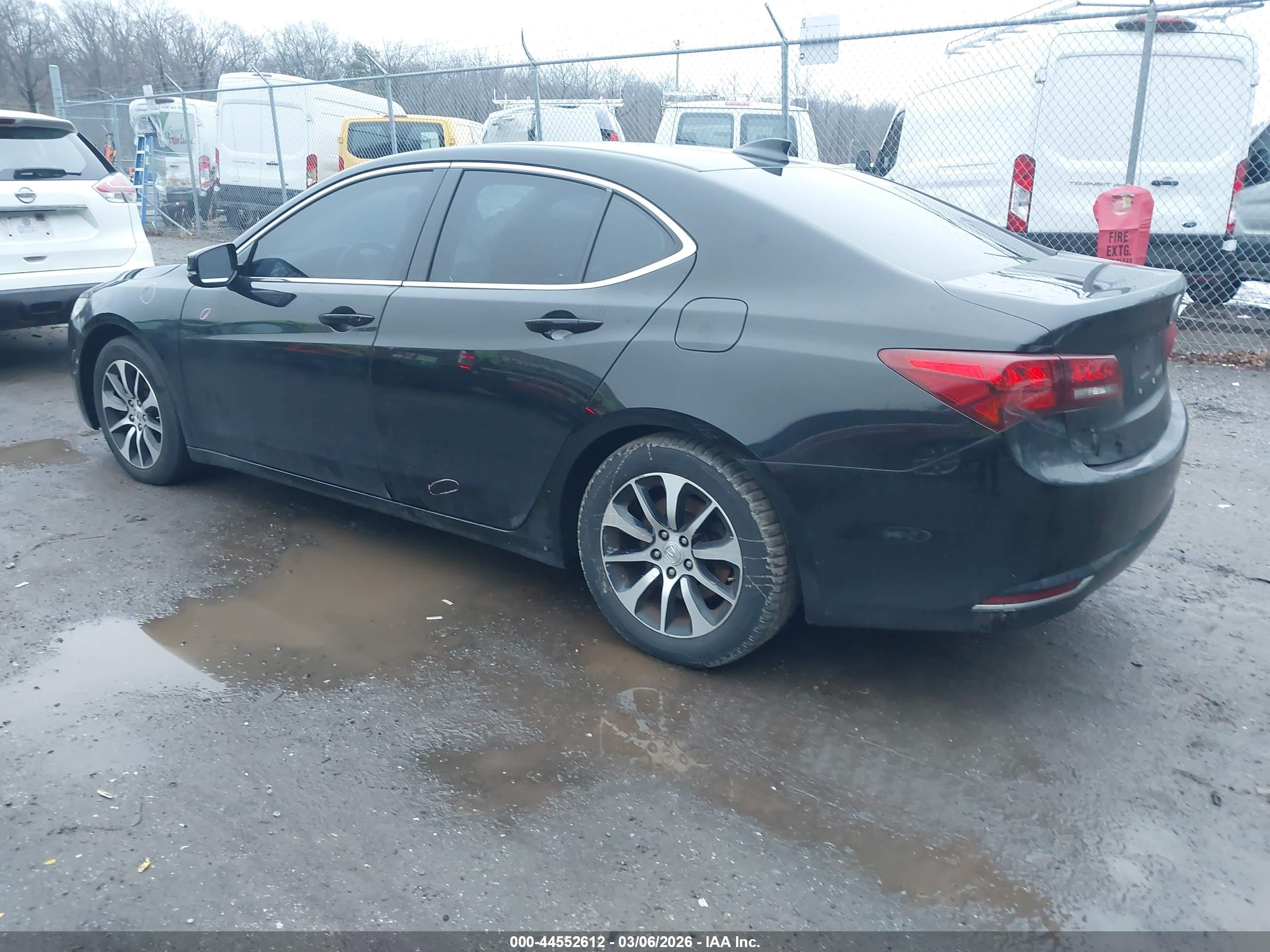 ACURA TLX image 3