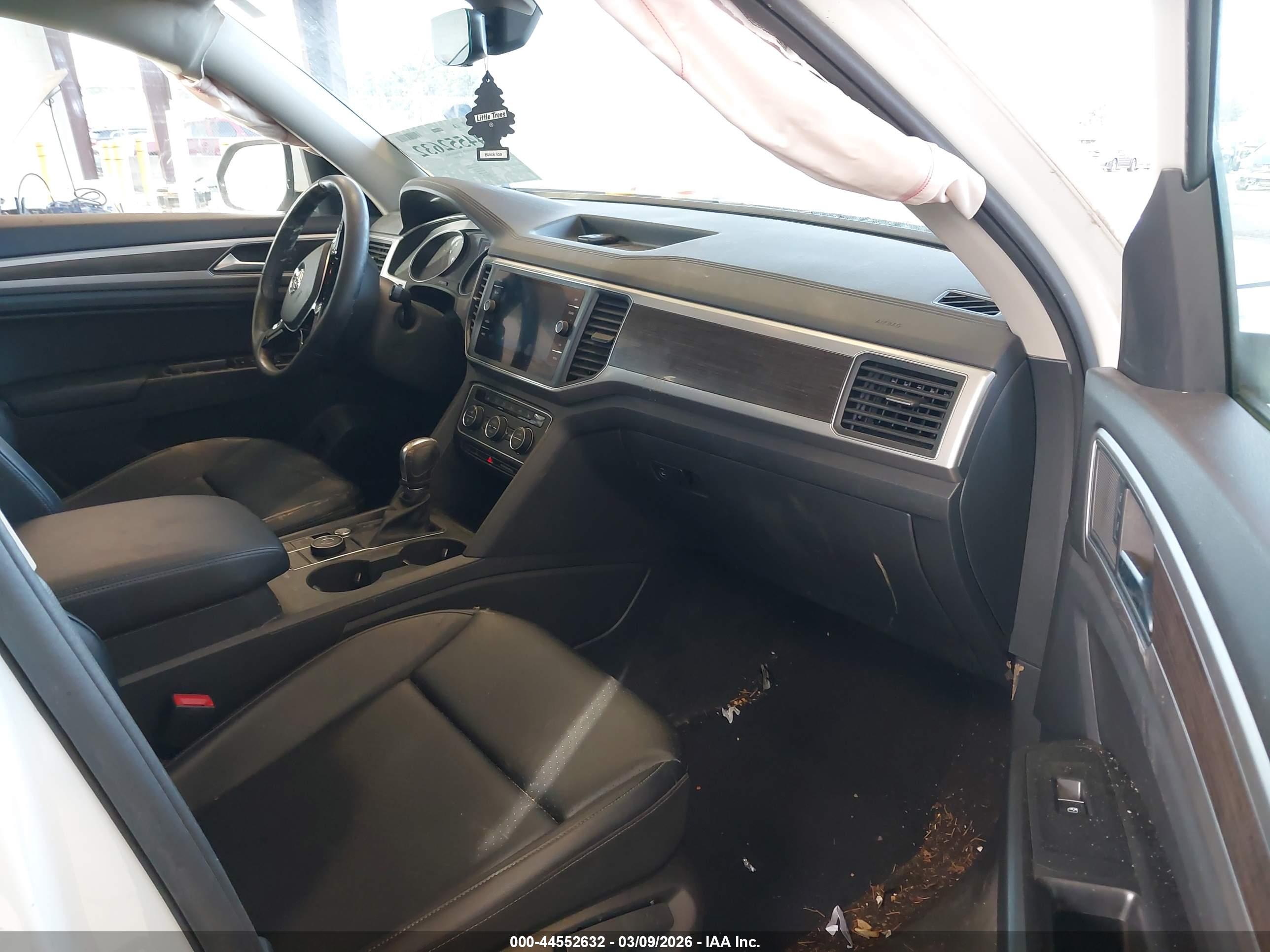 VOLKSWAGEN ATLAS image 5