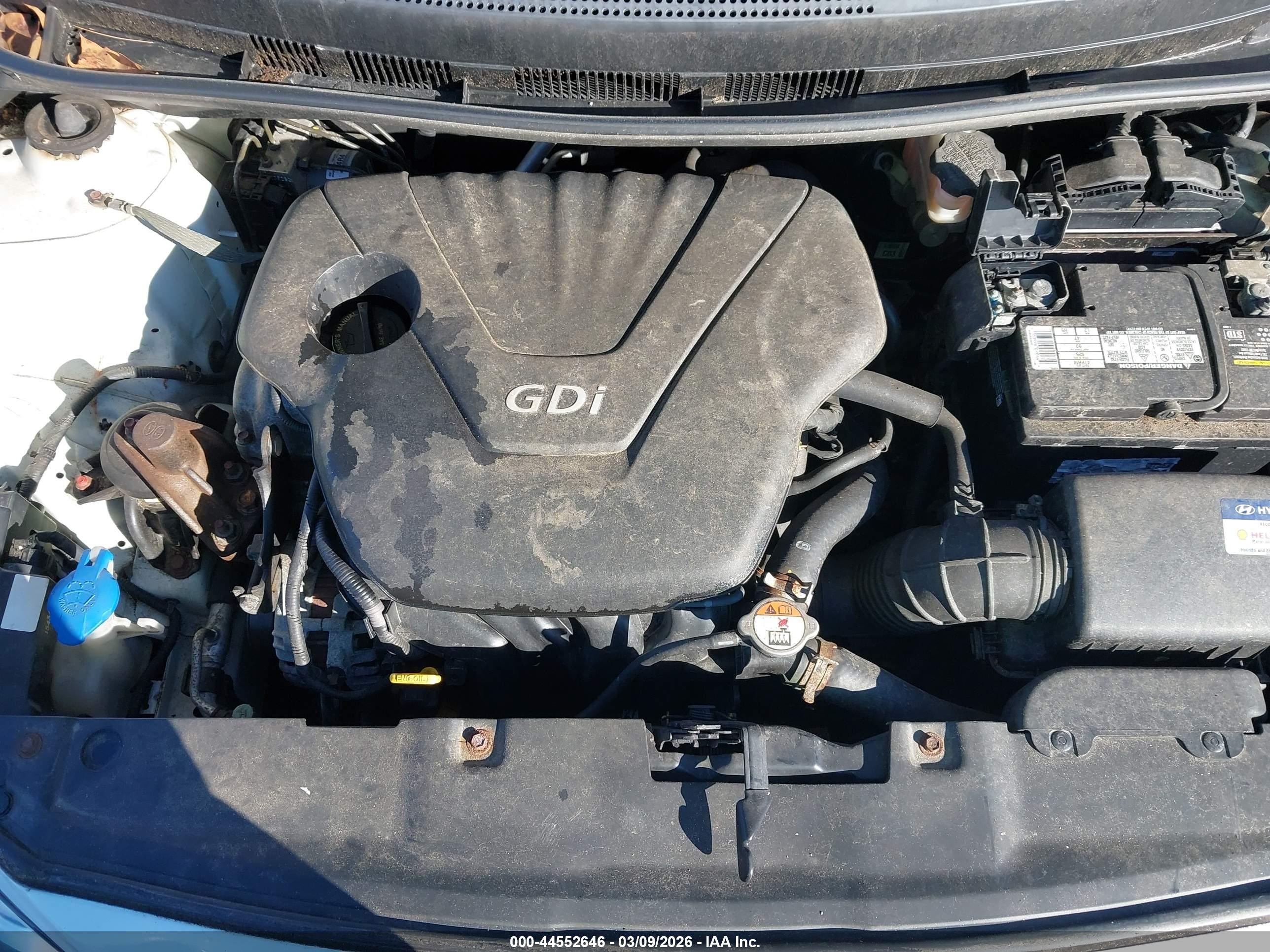 HYUNDAI ACCENT image 10