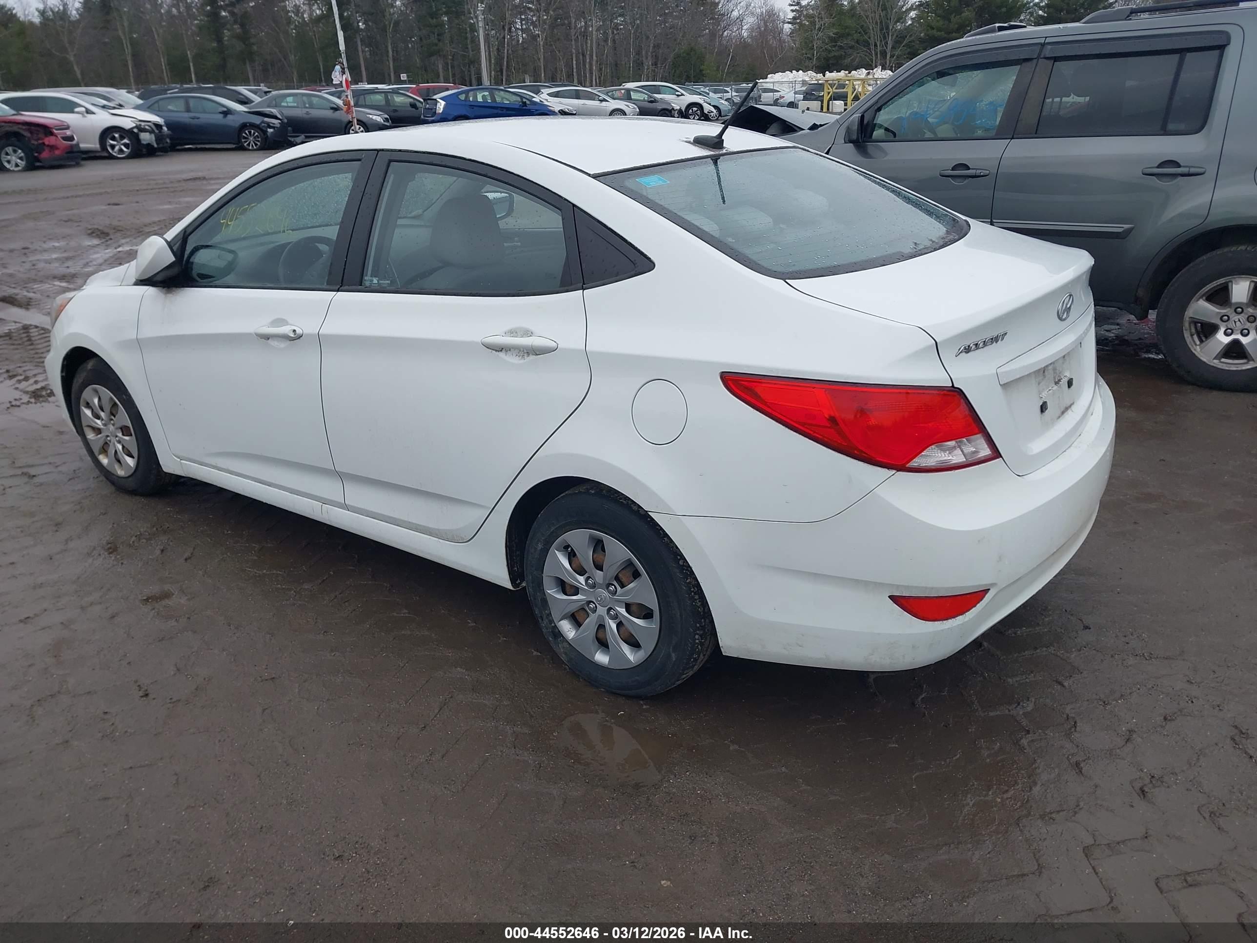 HYUNDAI ACCENT image 3