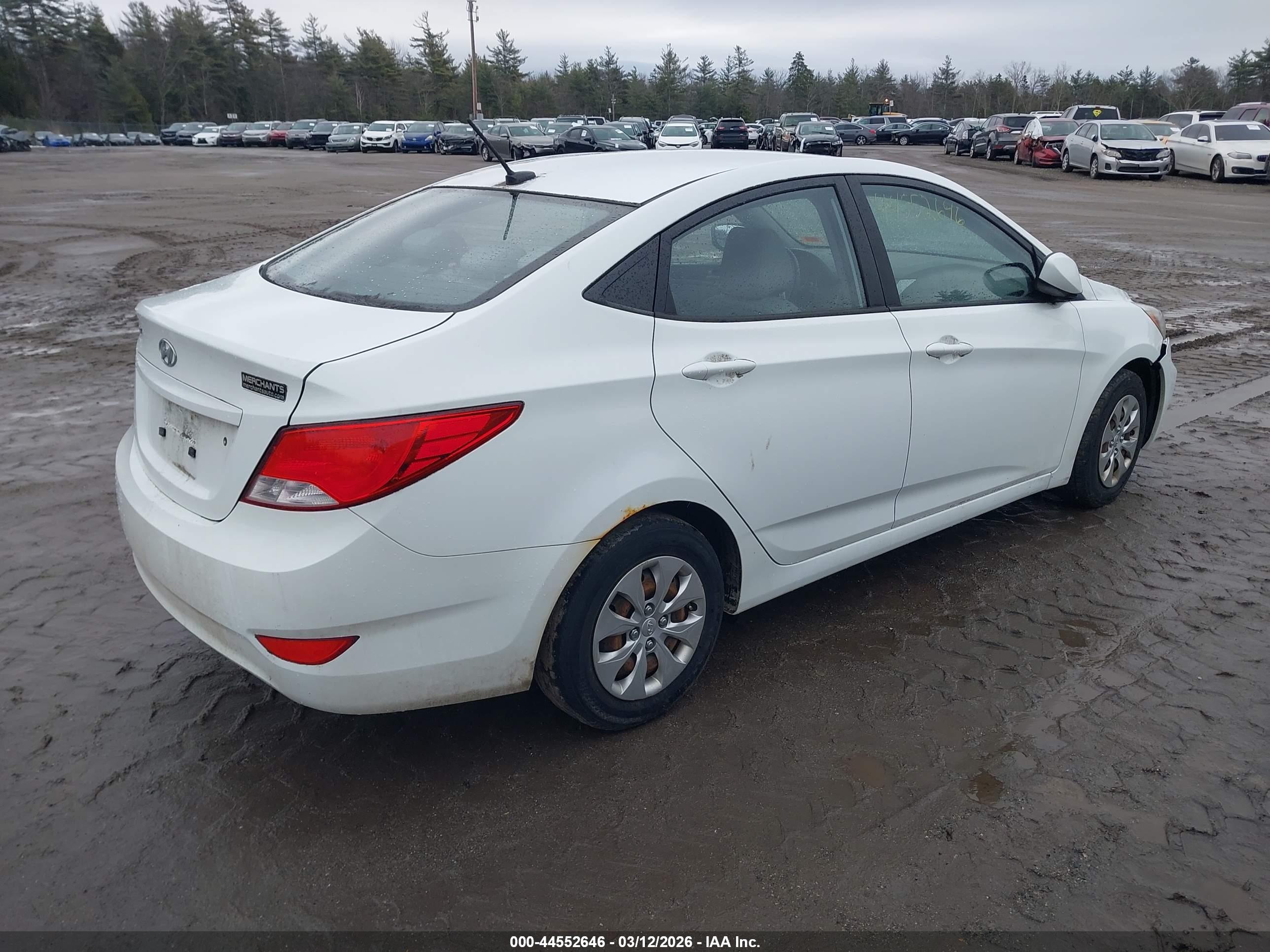 HYUNDAI ACCENT image 4