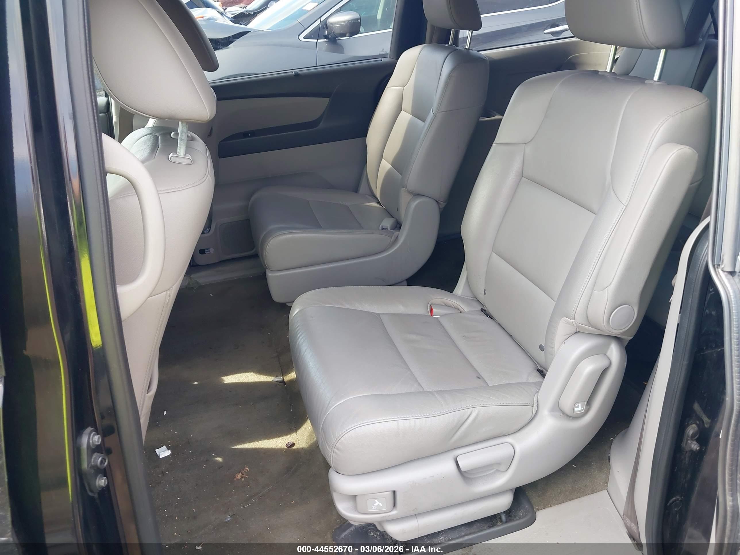 HONDA ODYSSEY image 8