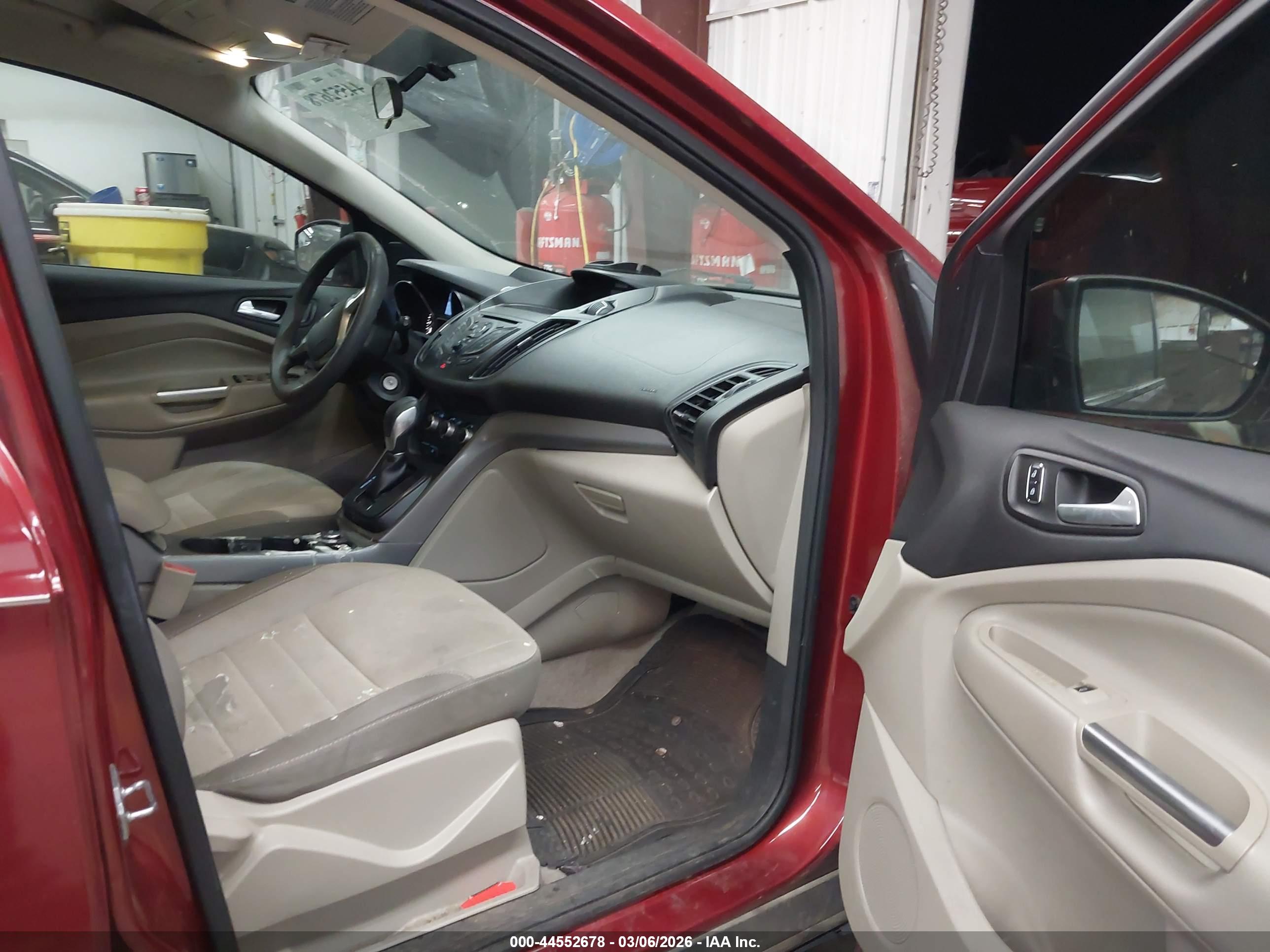 FORD ESCAPE image 5