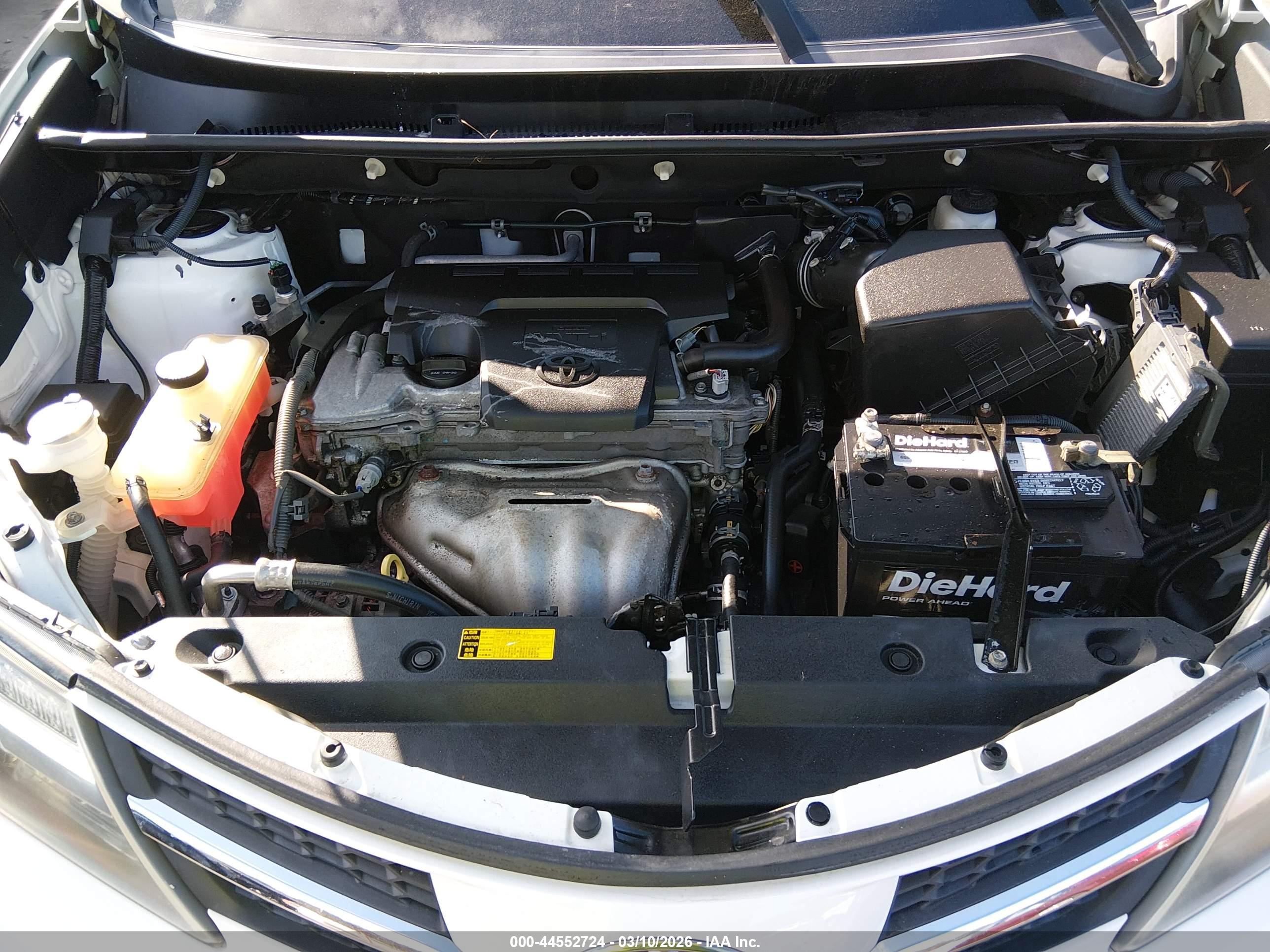 TOYOTA RAV4 image 10