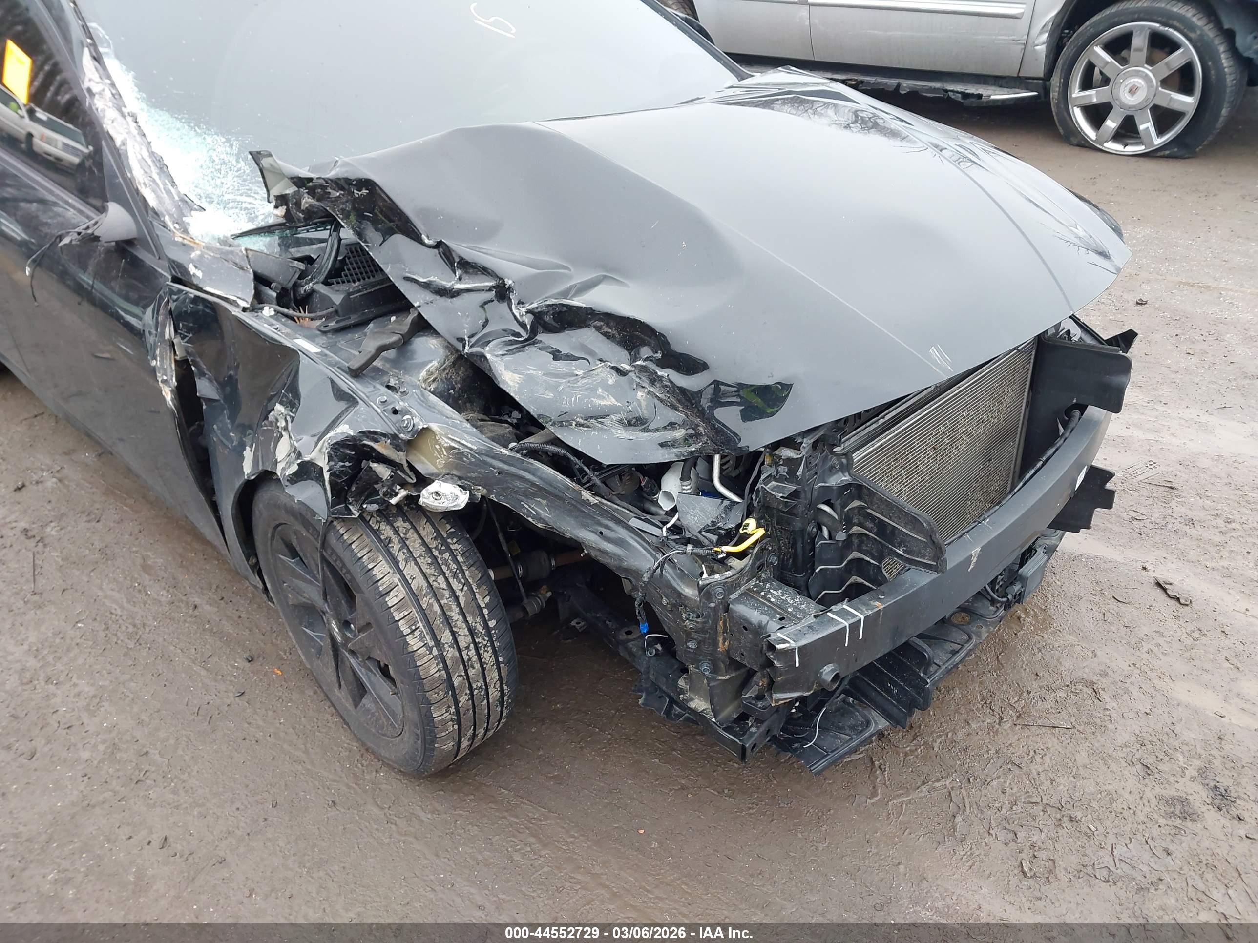 HYUNDAI ELANTRA image 6