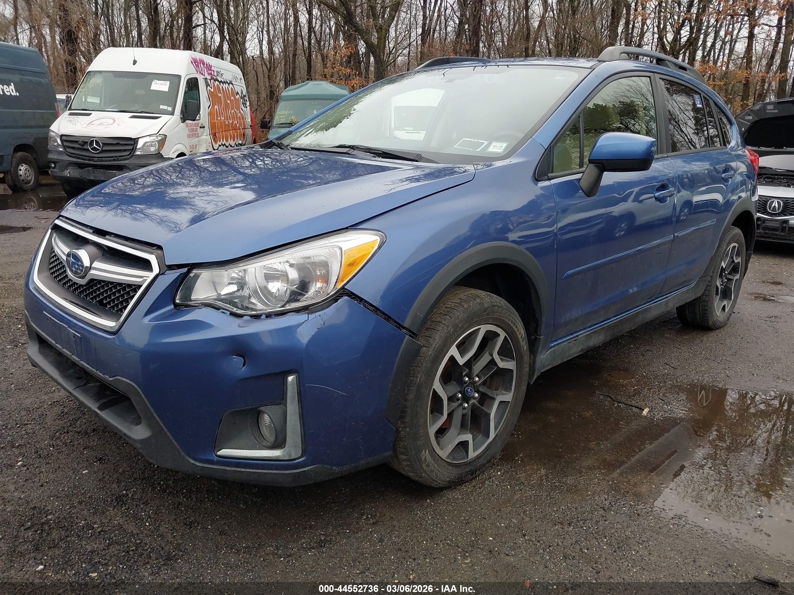 SUBARU CROSSTREK image 2