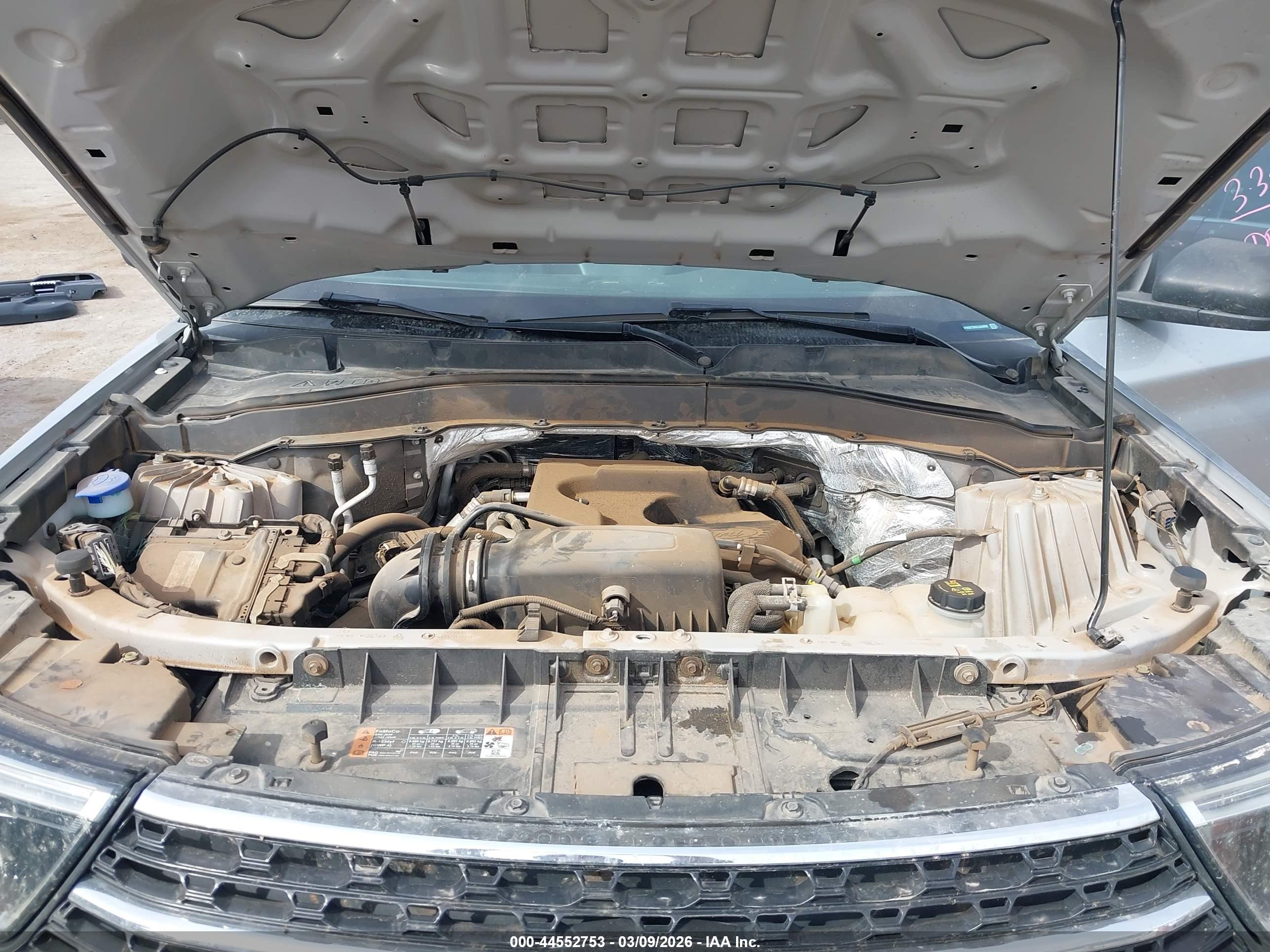 FORD EXPLORER image 10