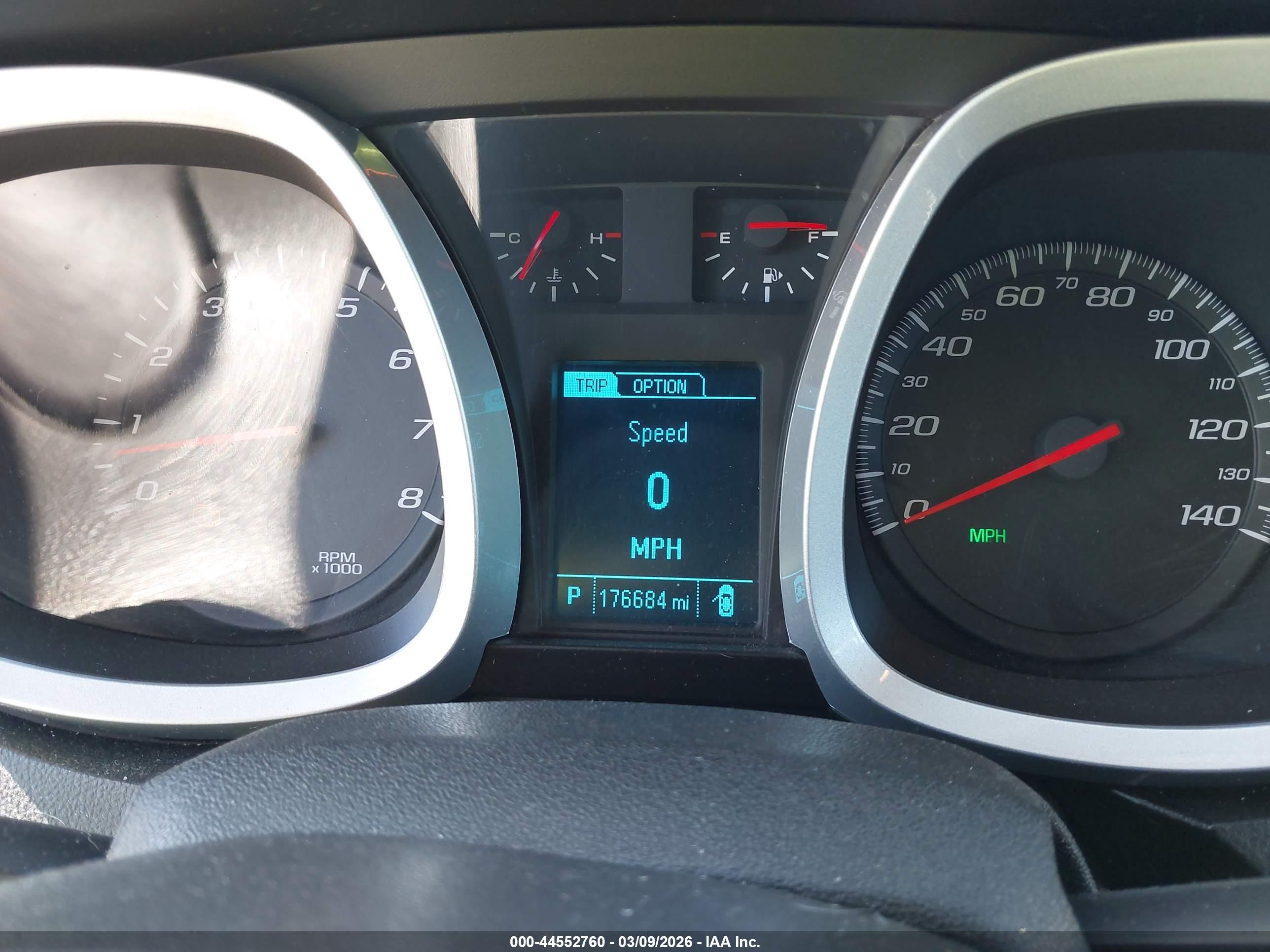 CHEVROLET EQUINOX image 7