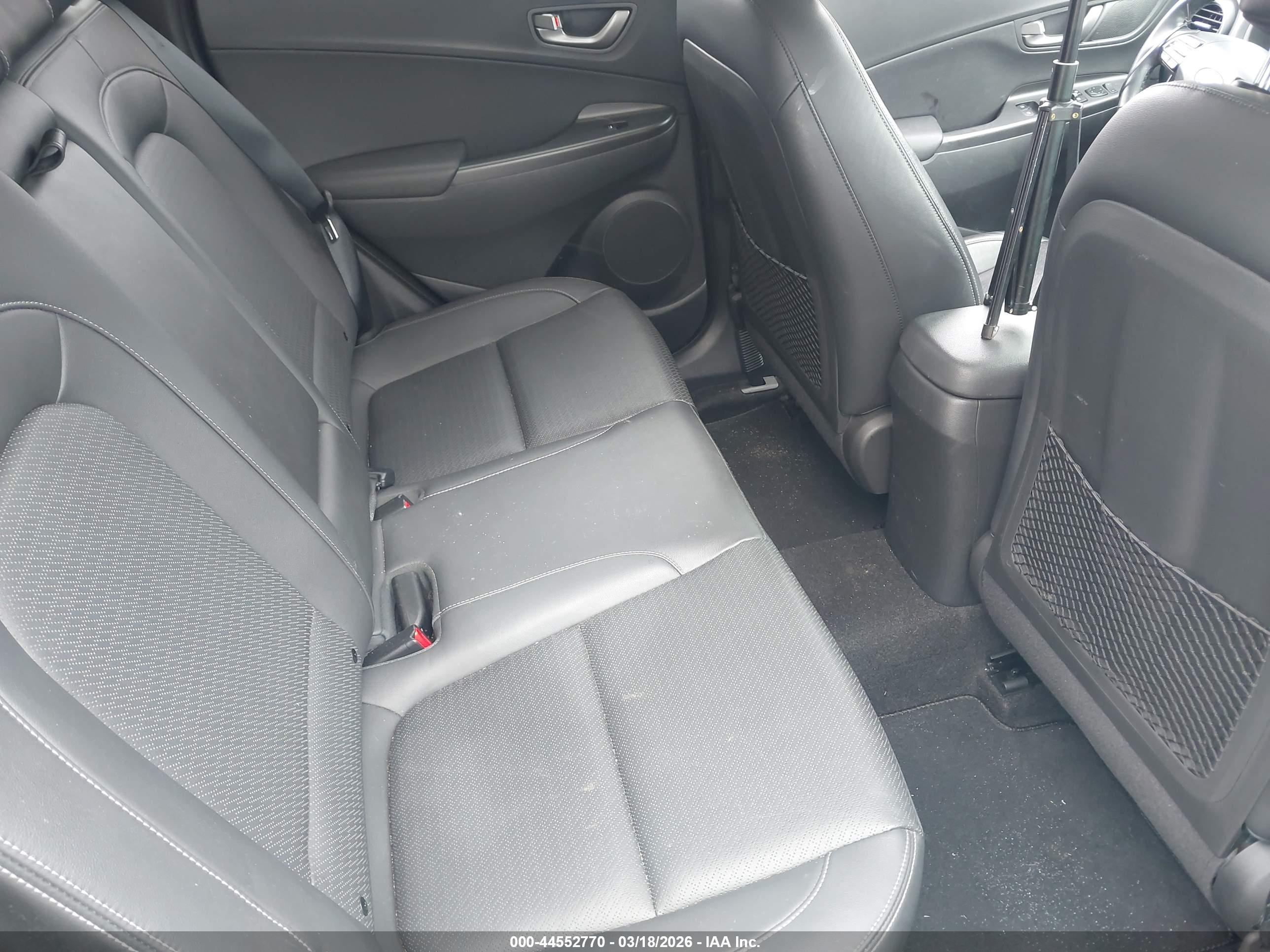 HYUNDAI KONA image 8