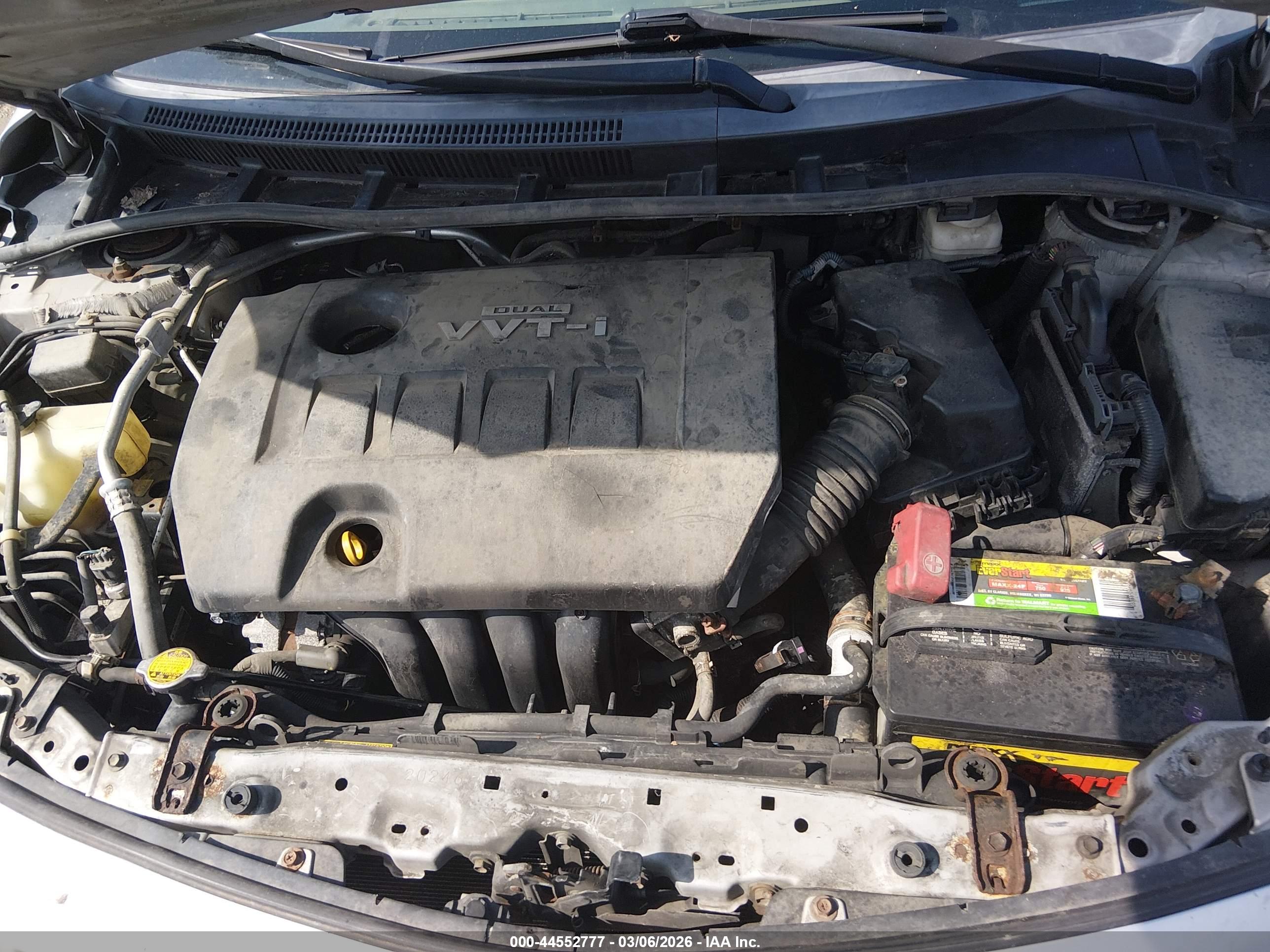 TOYOTA COROLLA image 10
