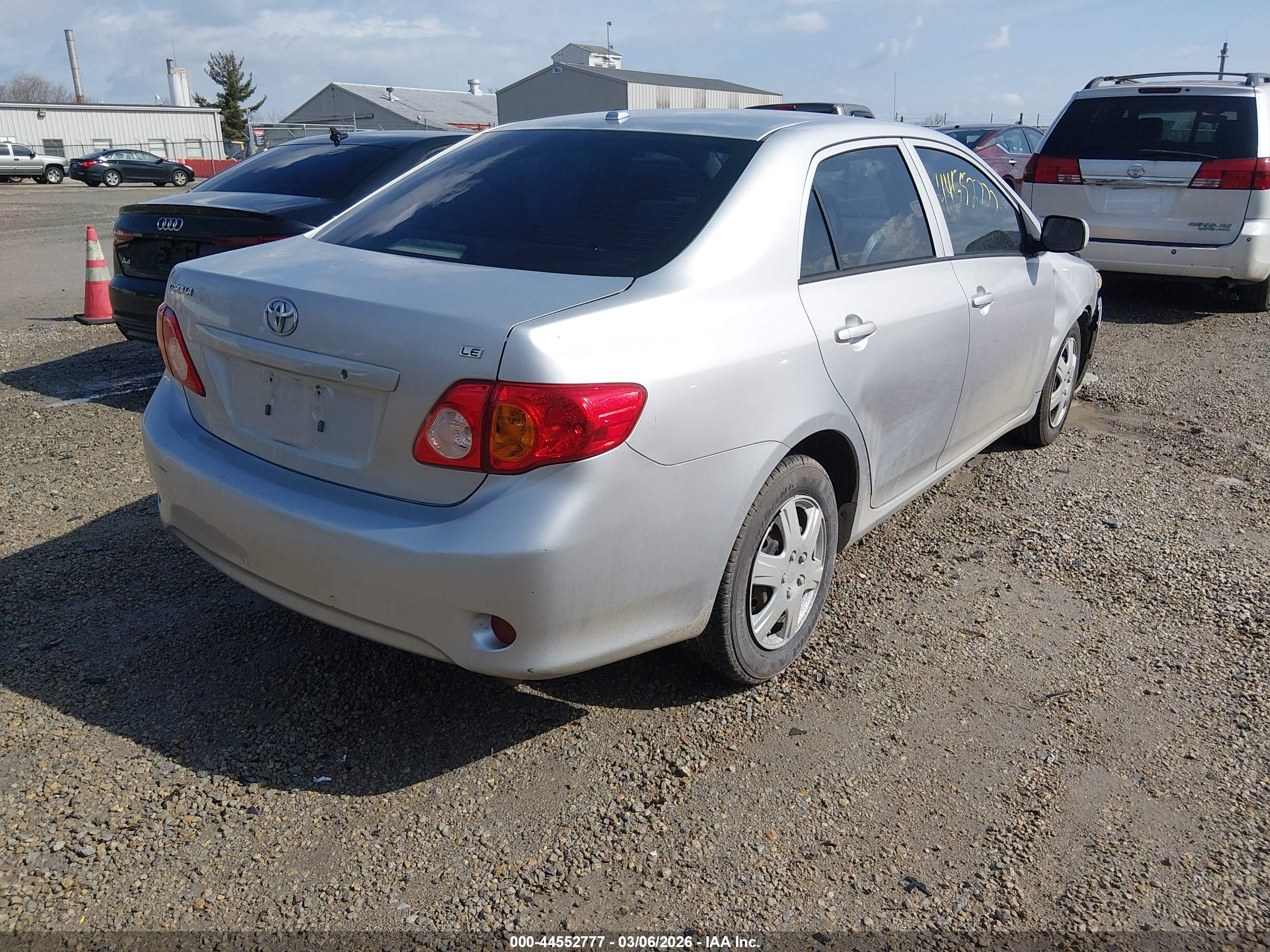 TOYOTA COROLLA image 4