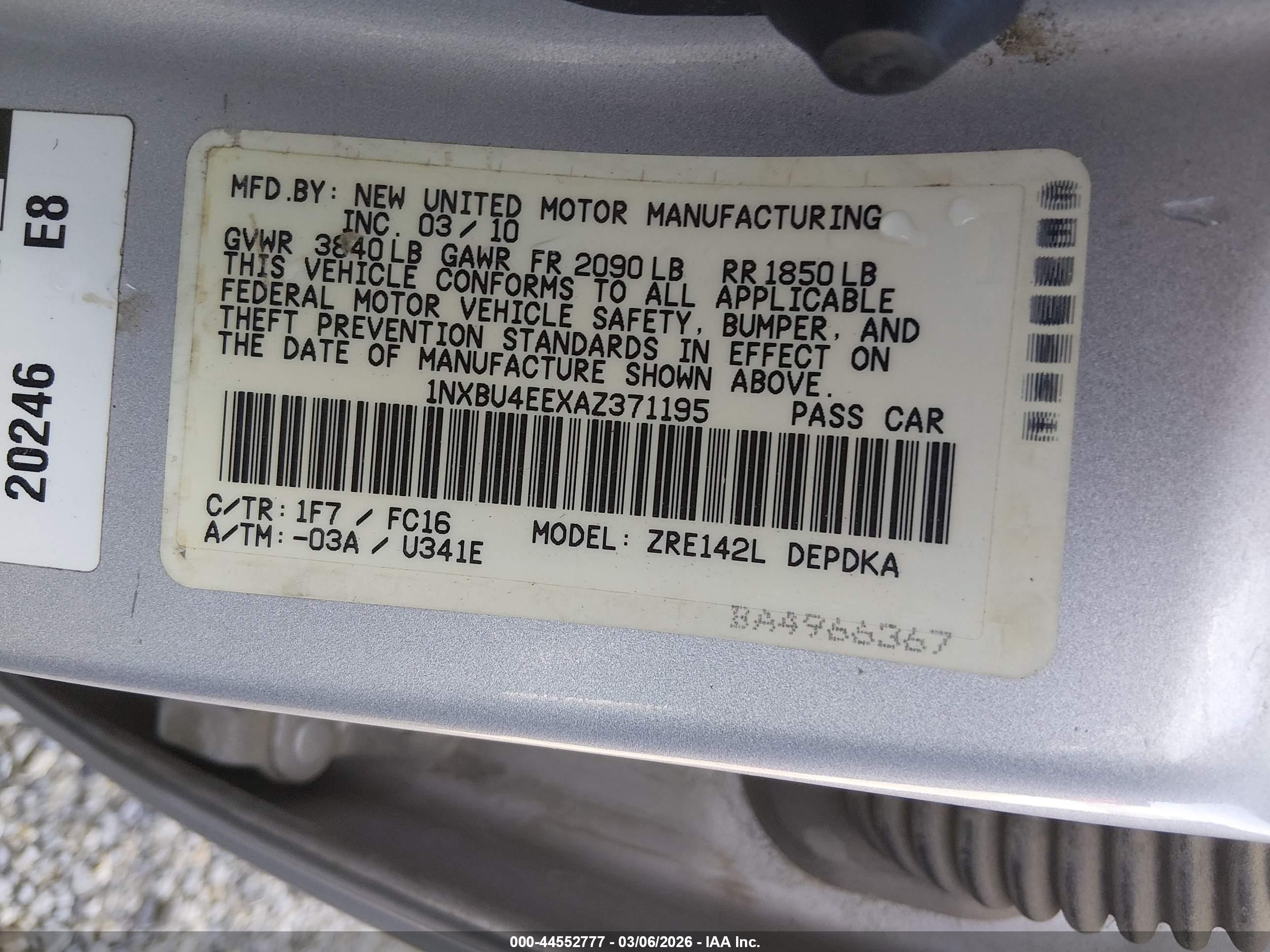 TOYOTA COROLLA image 9