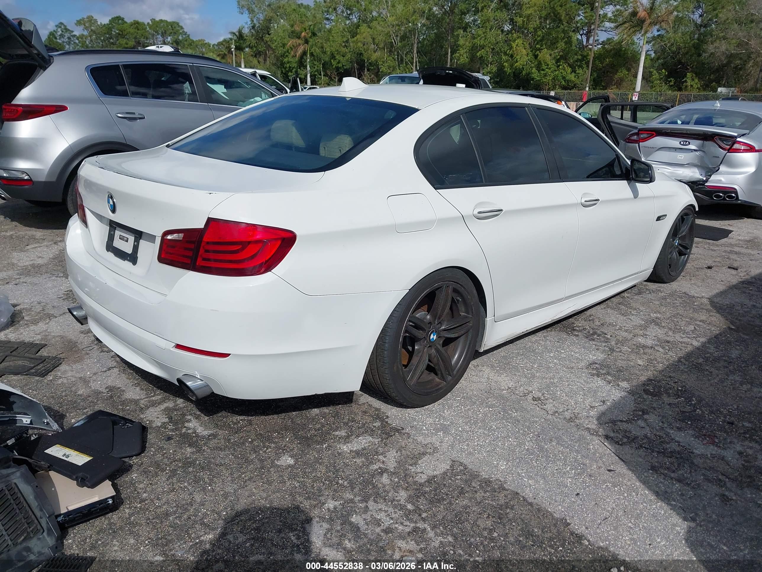 BMW 535I image 4
