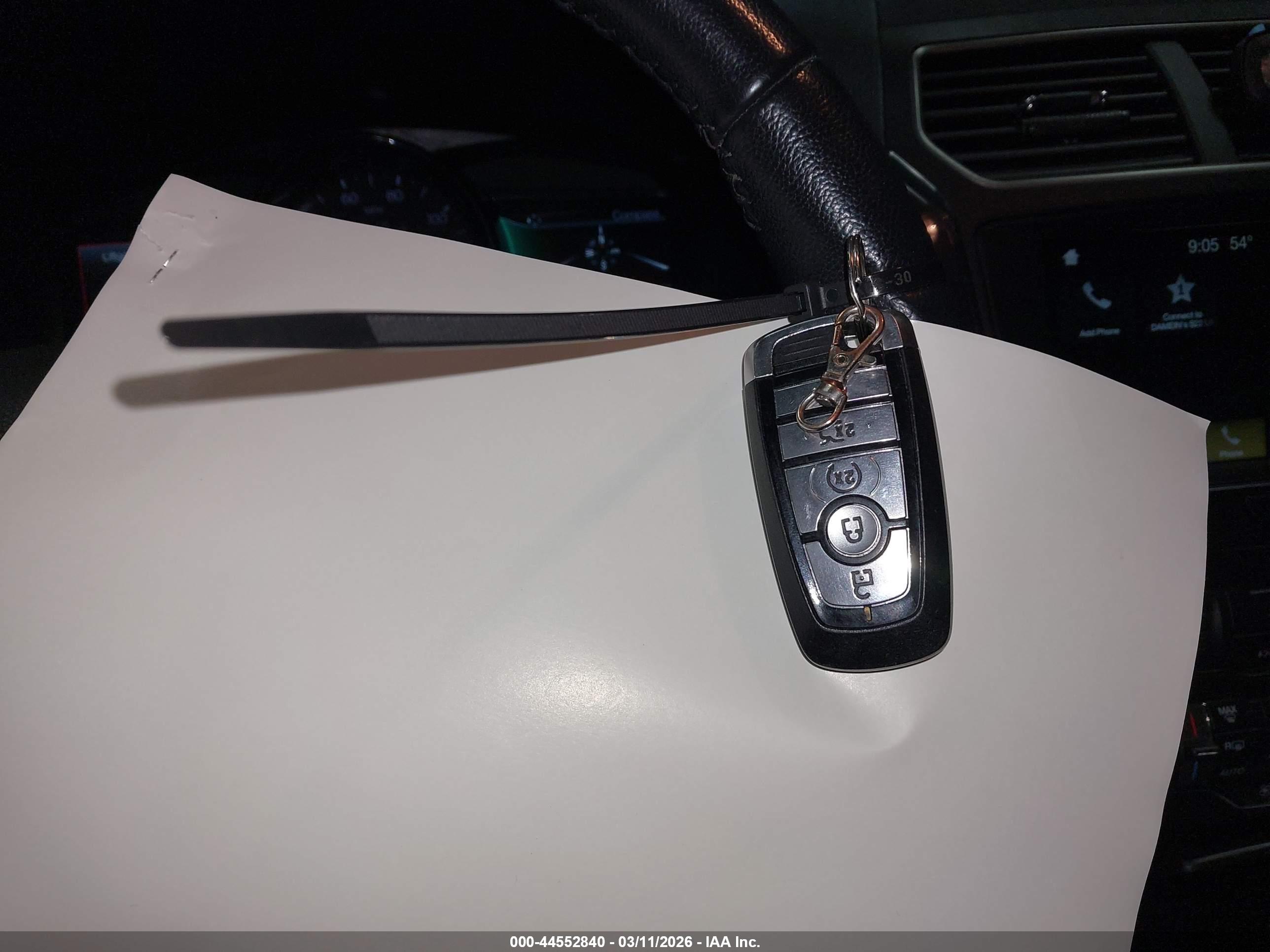 FORD EXPLORER image 11