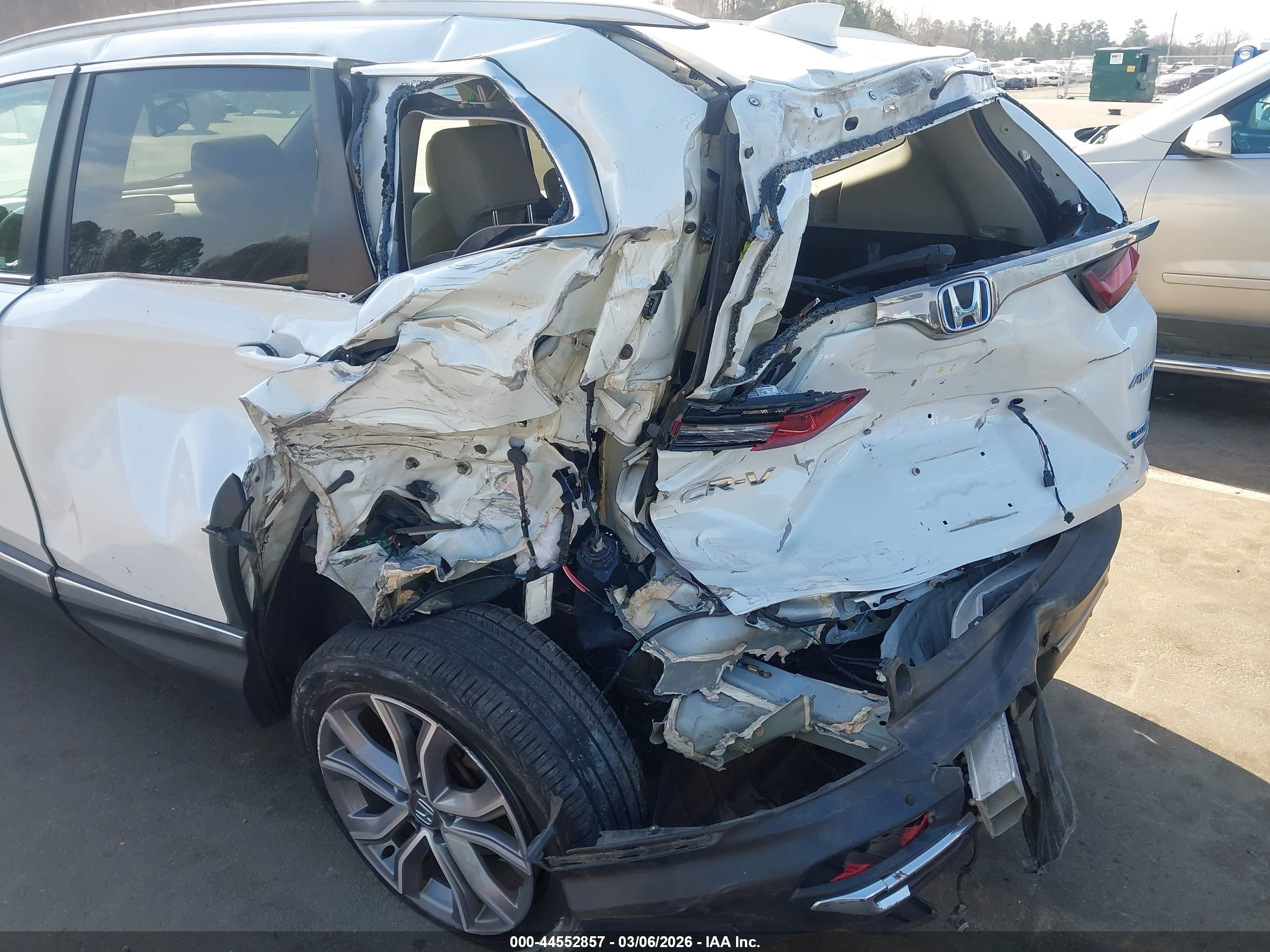 HONDA CR-V image 6