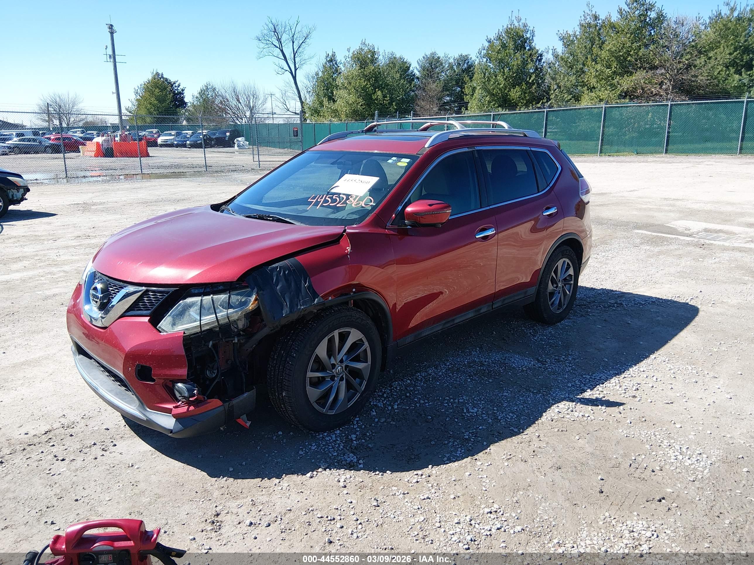 NISSAN ROGUE image 2