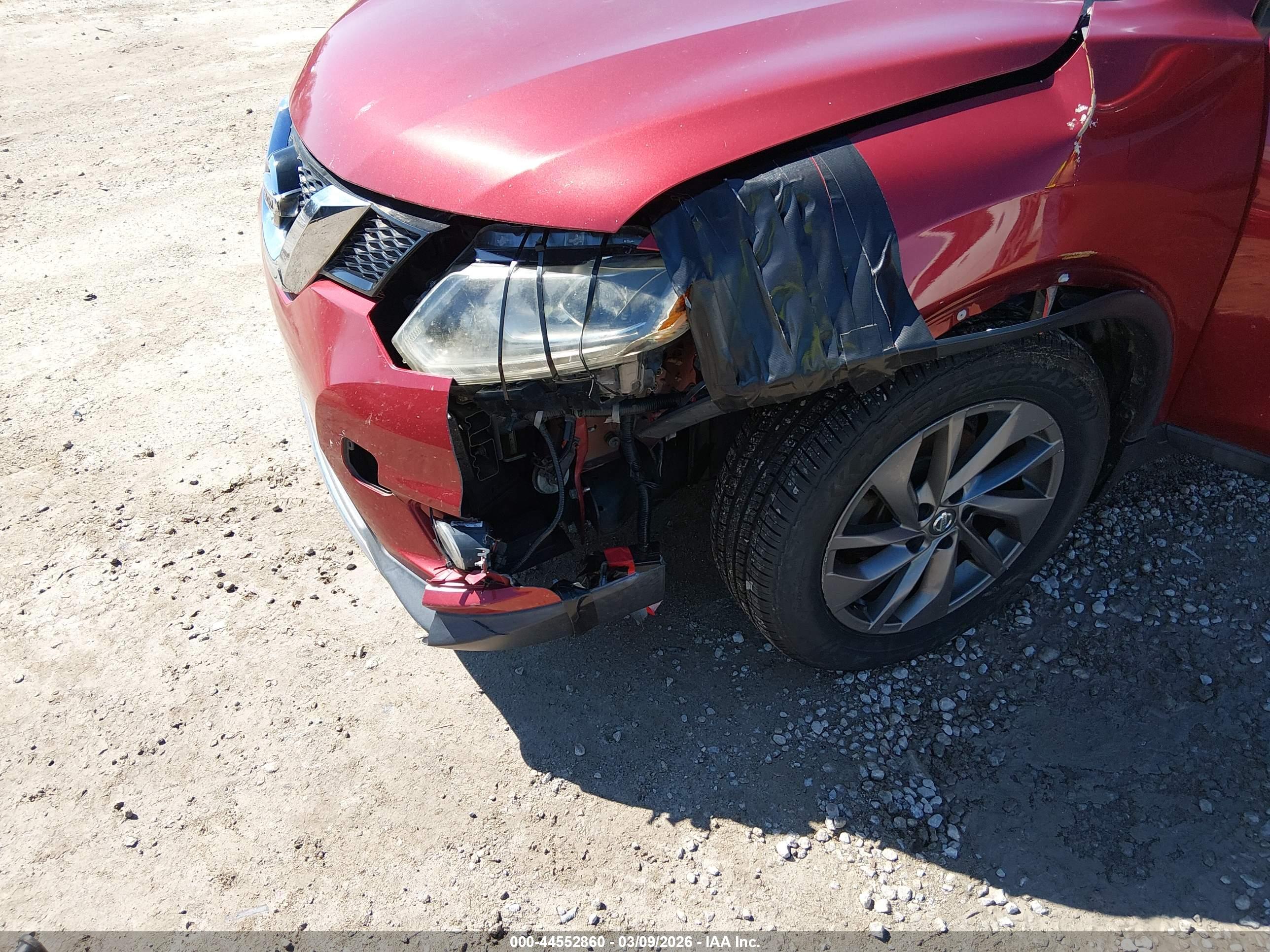 NISSAN ROGUE image 6