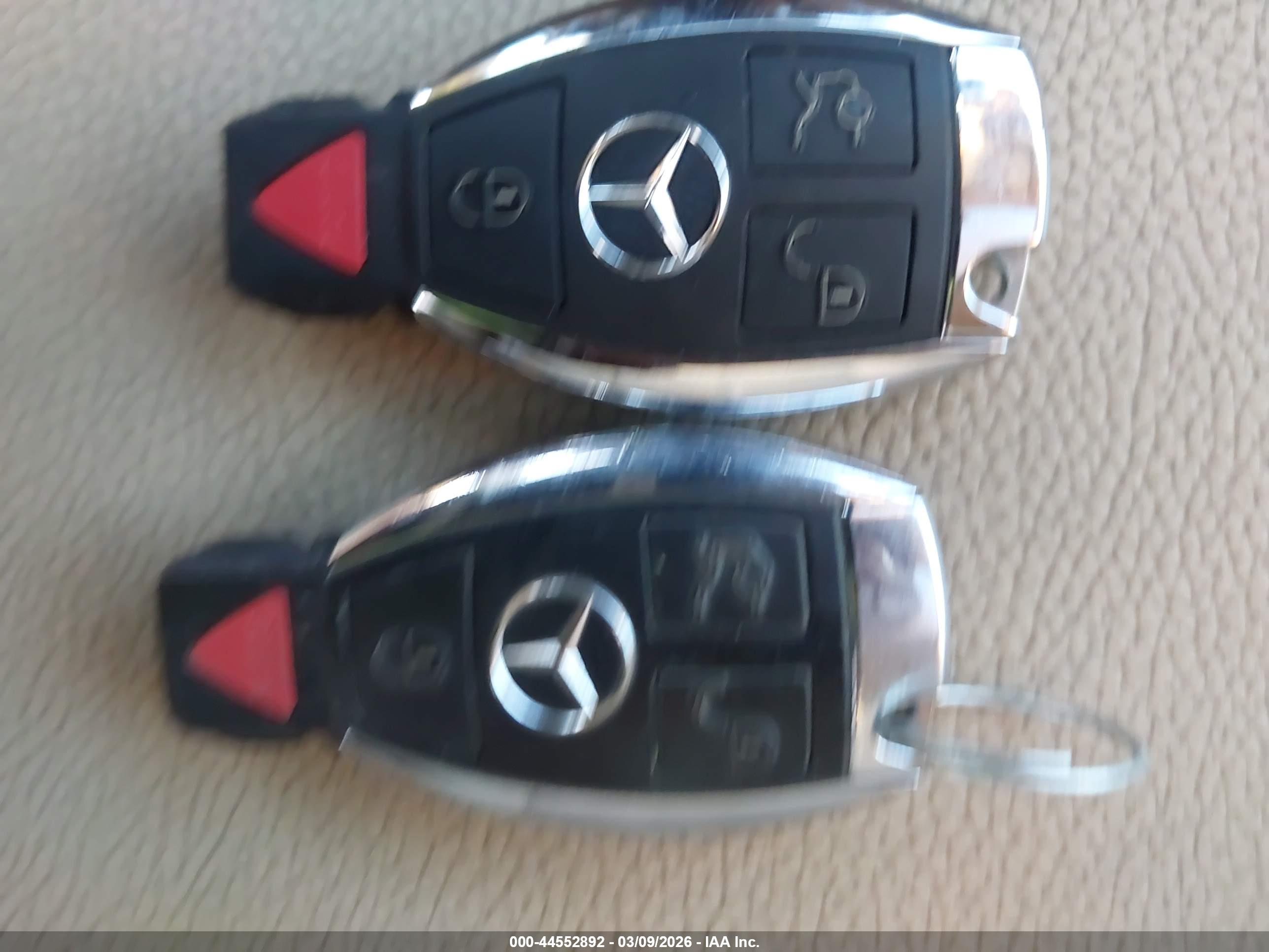 MERCEDES-BENZ GL image 11