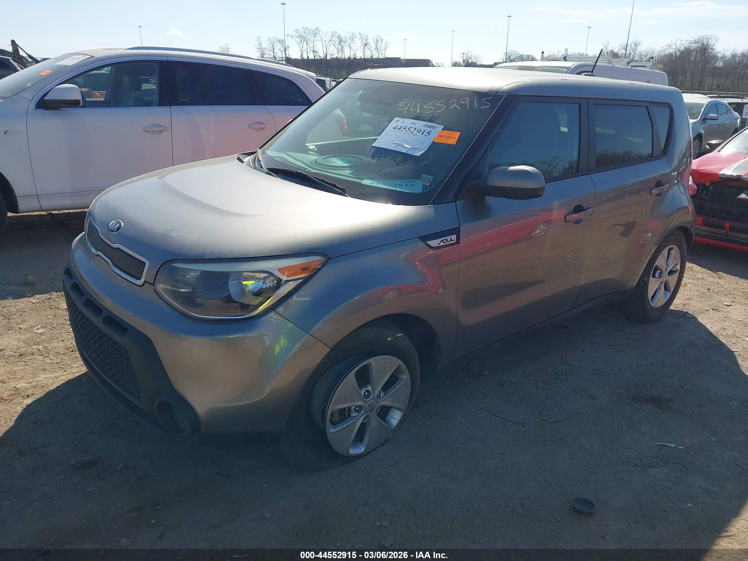 KIA SOUL image 2