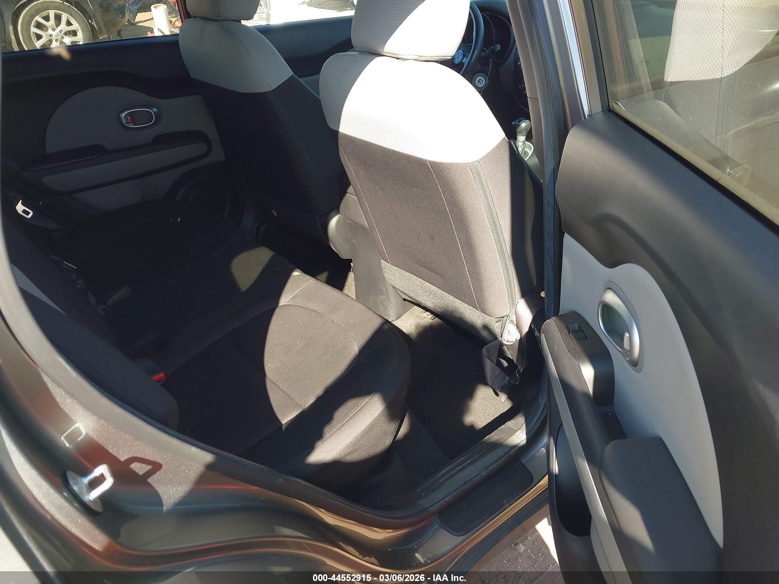 KIA SOUL image 8