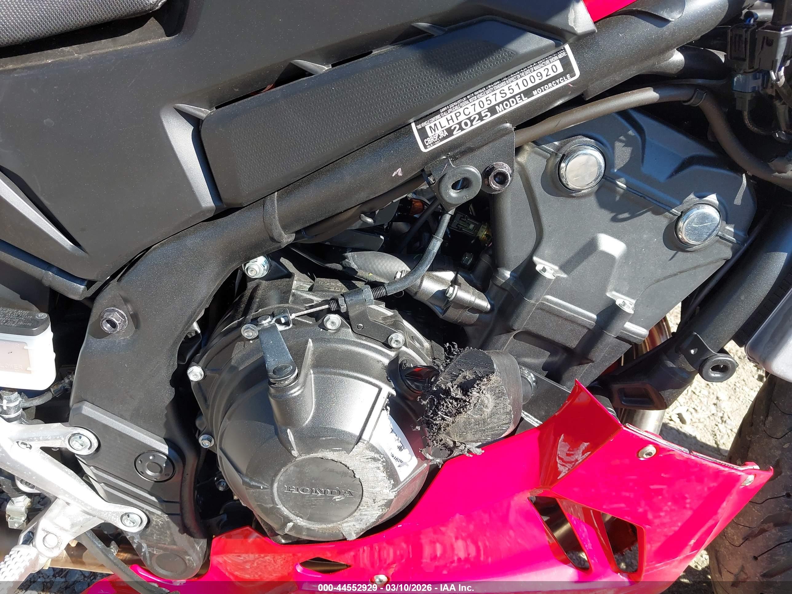 HONDA CBR500 image 8