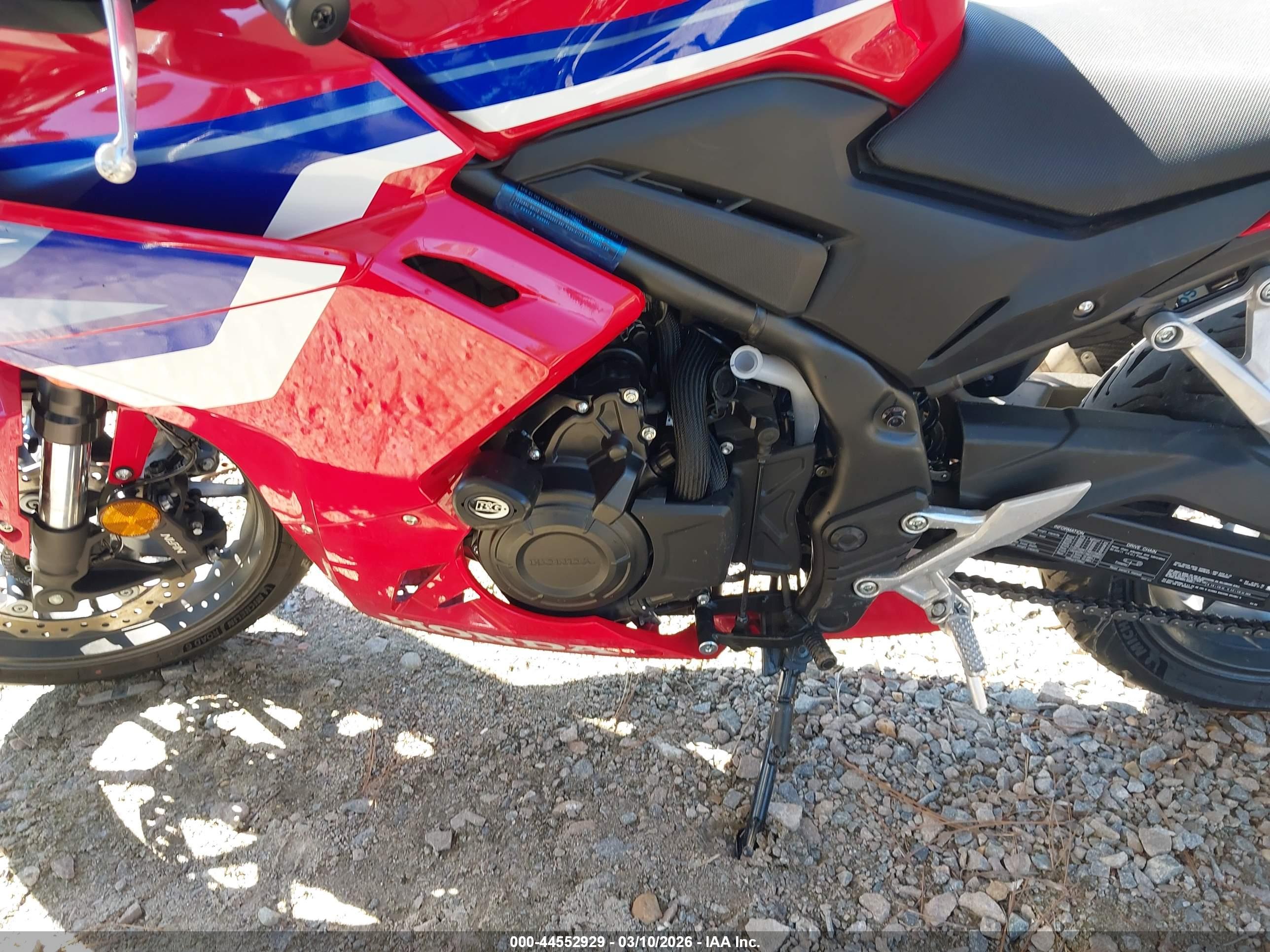 HONDA CBR500 image 9