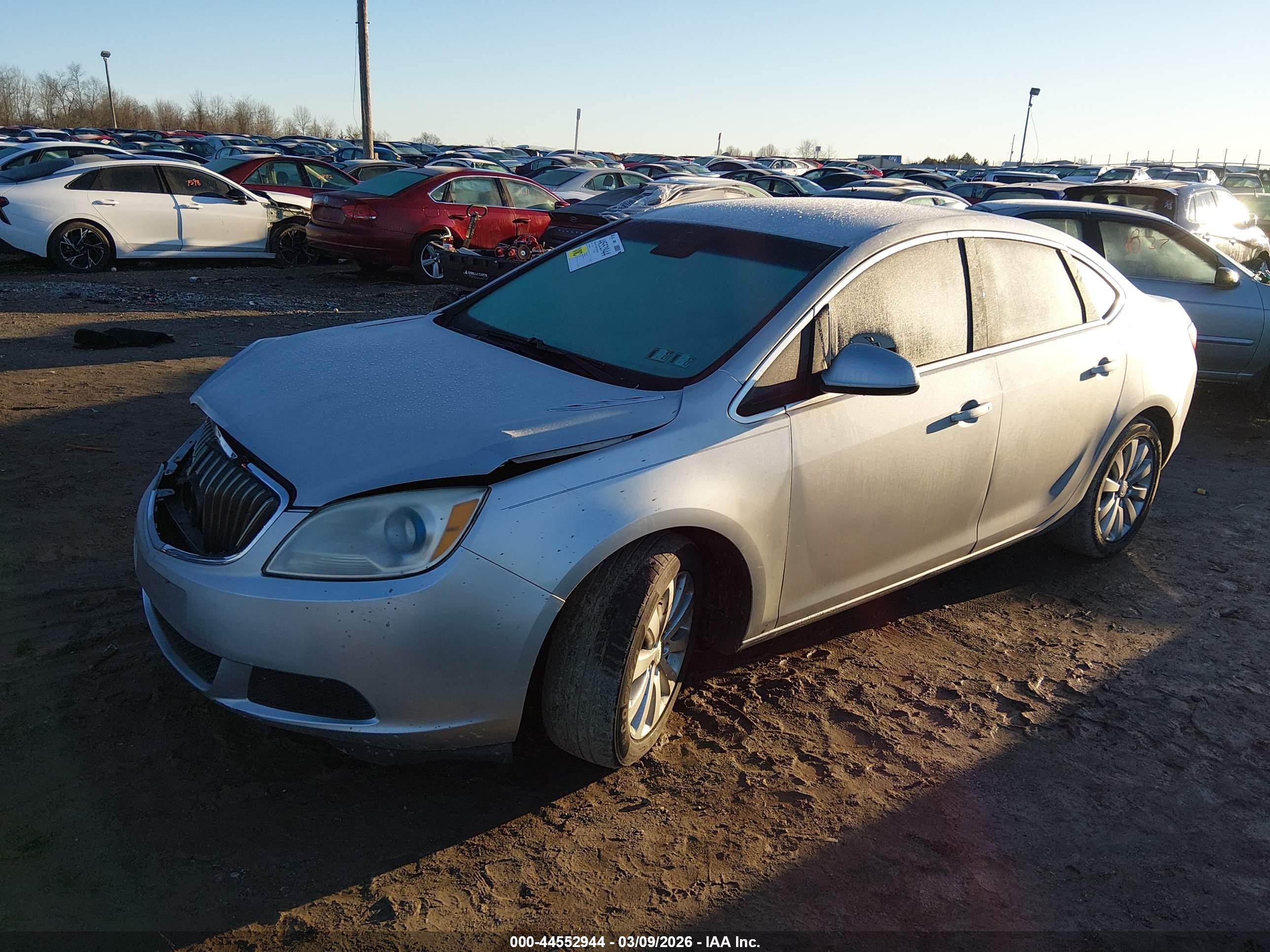 BUICK VERANO image 2