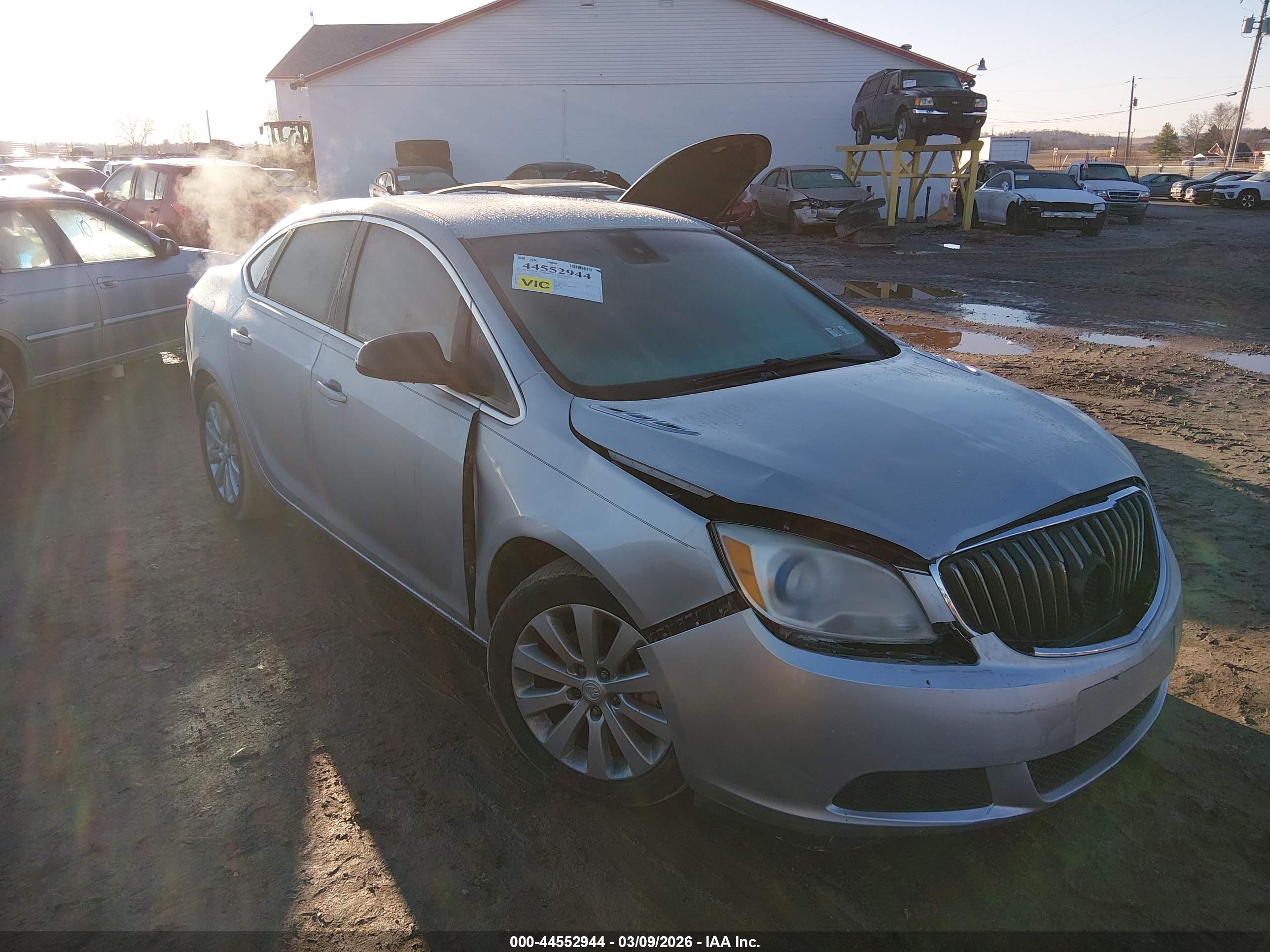 BUICK VERANO image 6