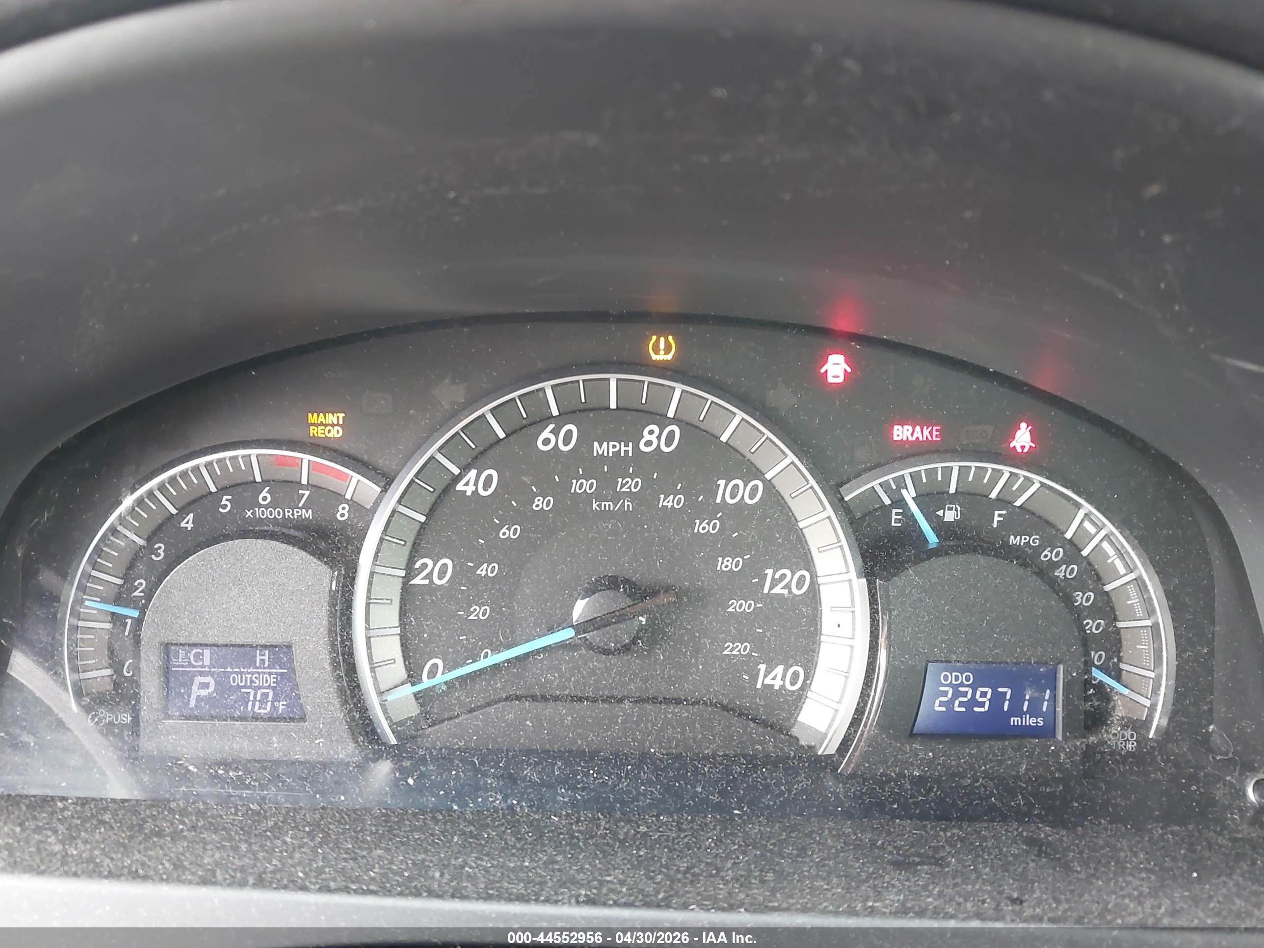 TOYOTA CAMRY image 7