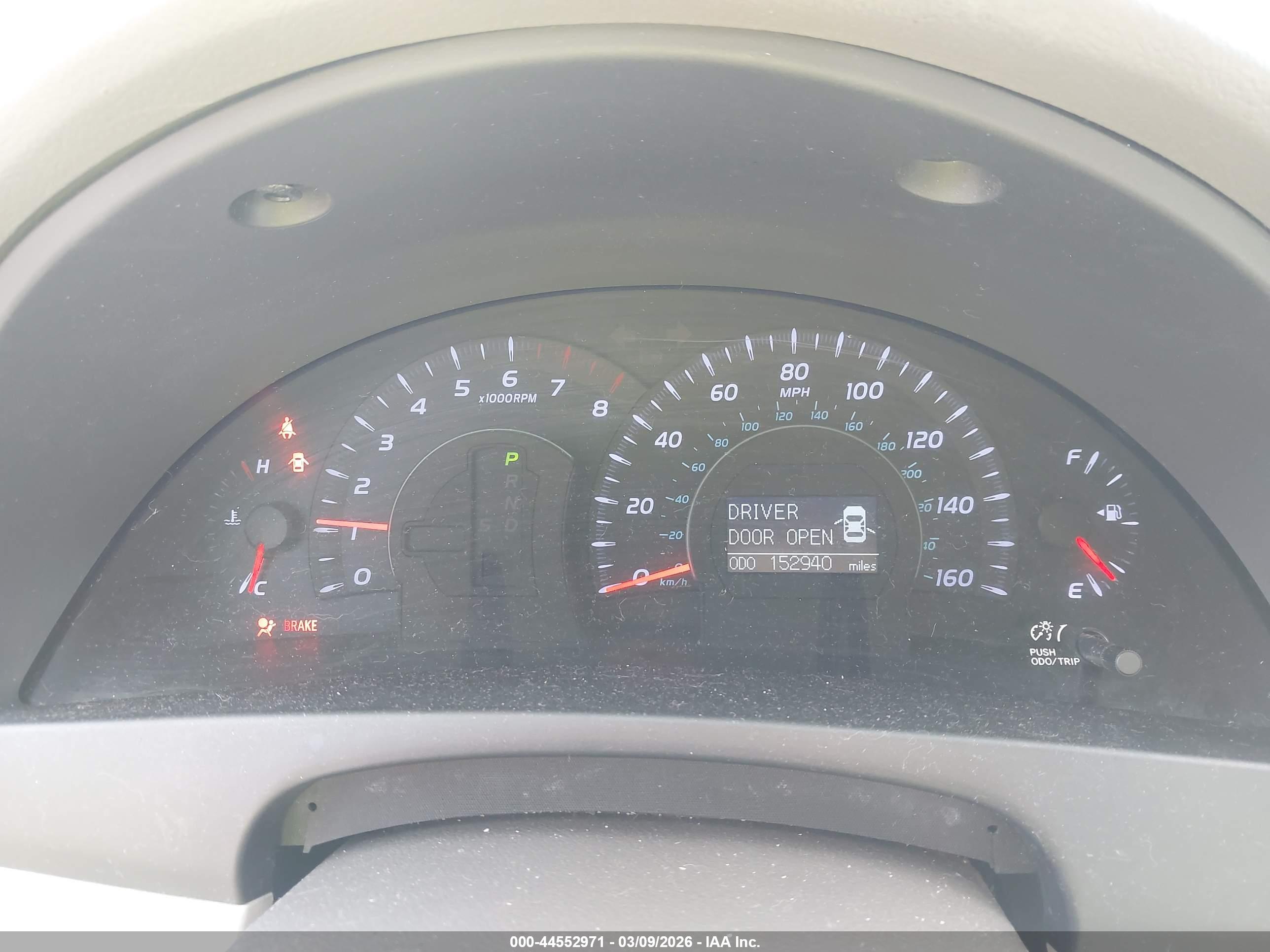 TOYOTA CAMRY image 7