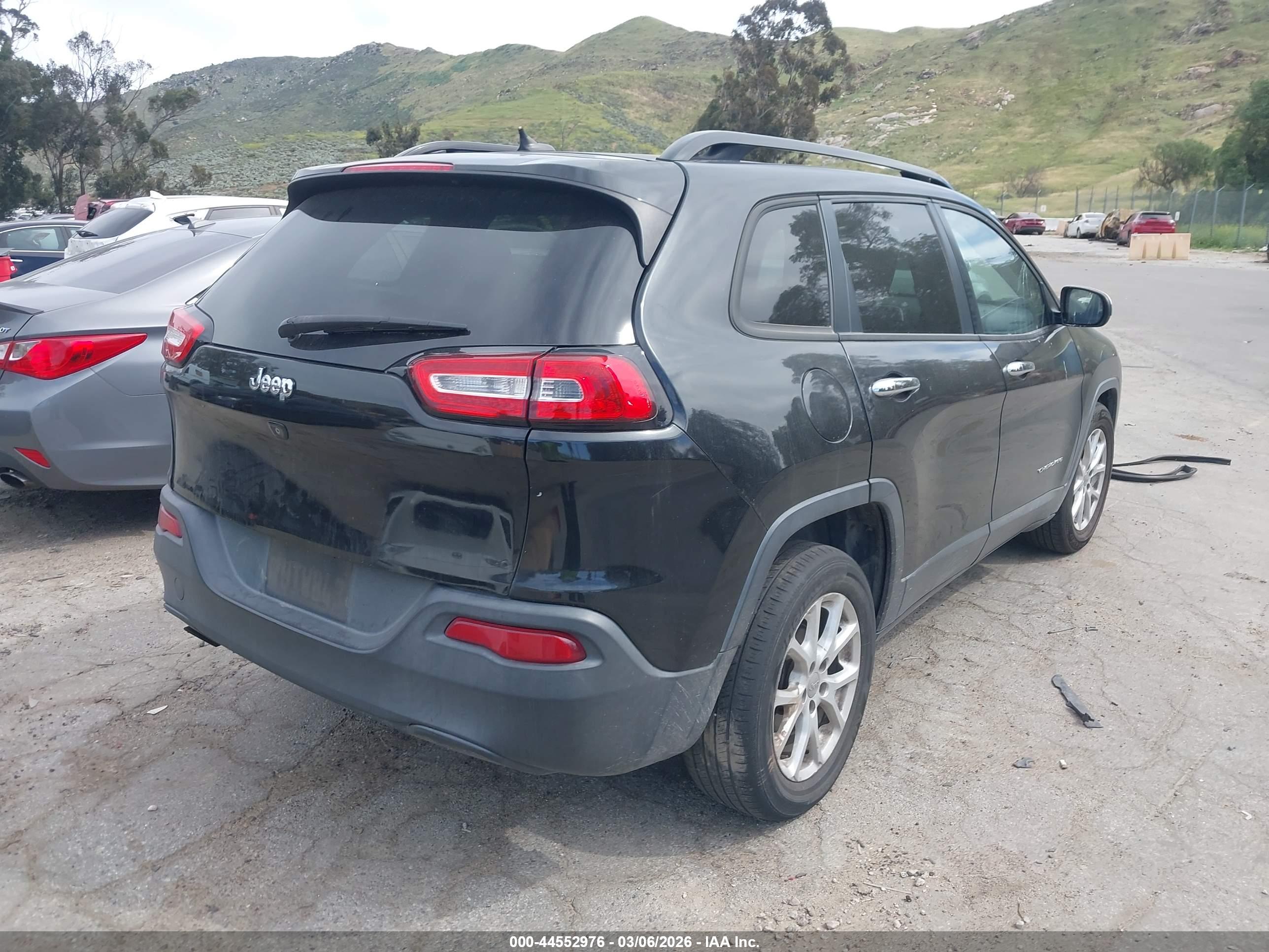 JEEP CHEROKEE image 4
