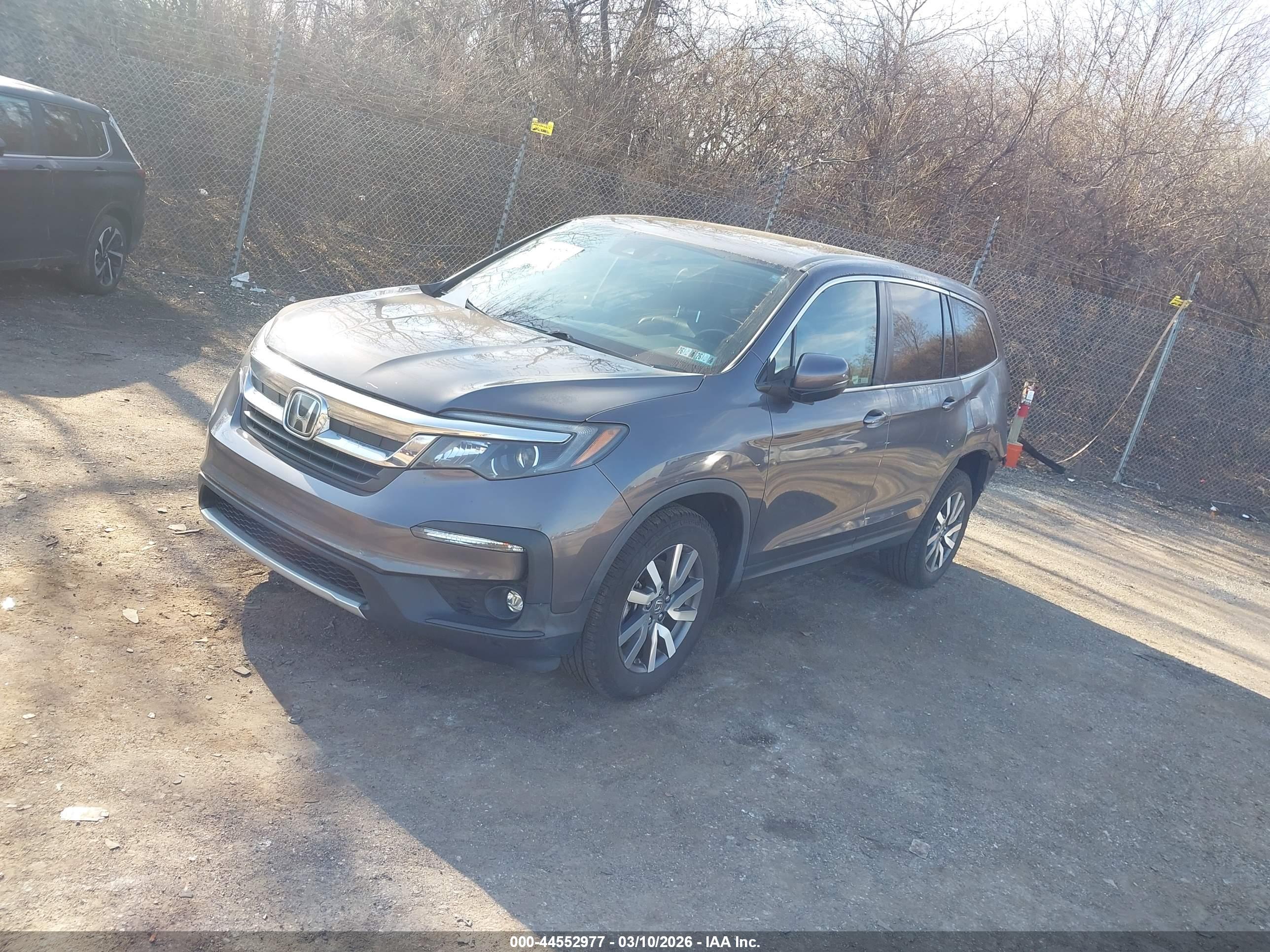 HONDA PILOT image 2