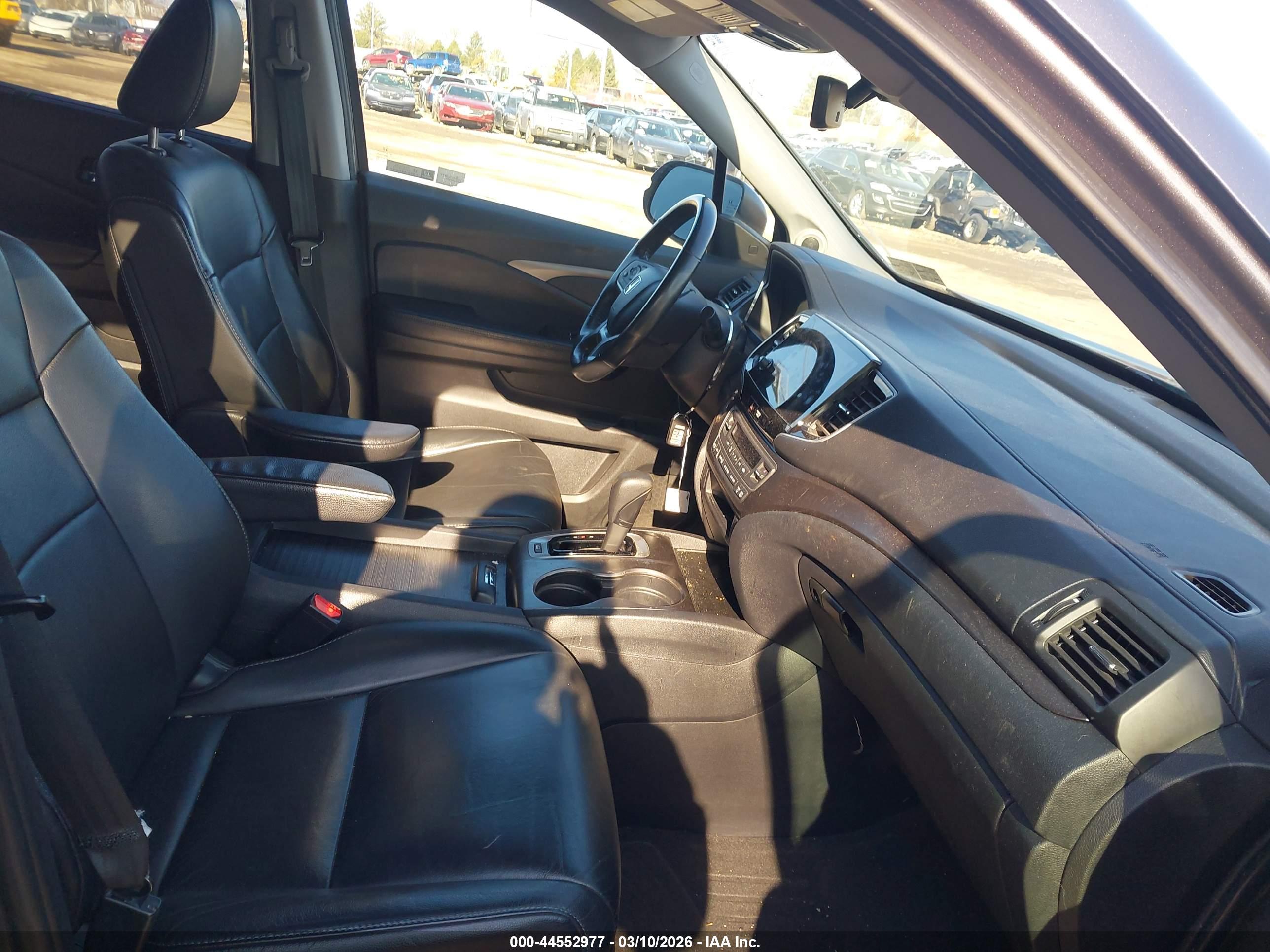 HONDA PILOT image 5