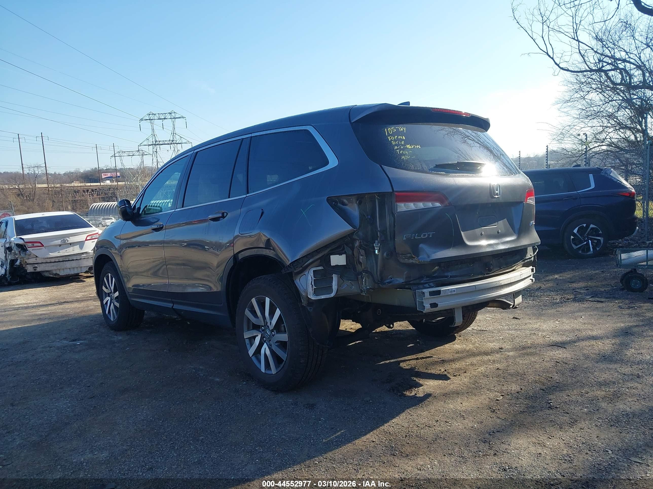 HONDA PILOT image 6