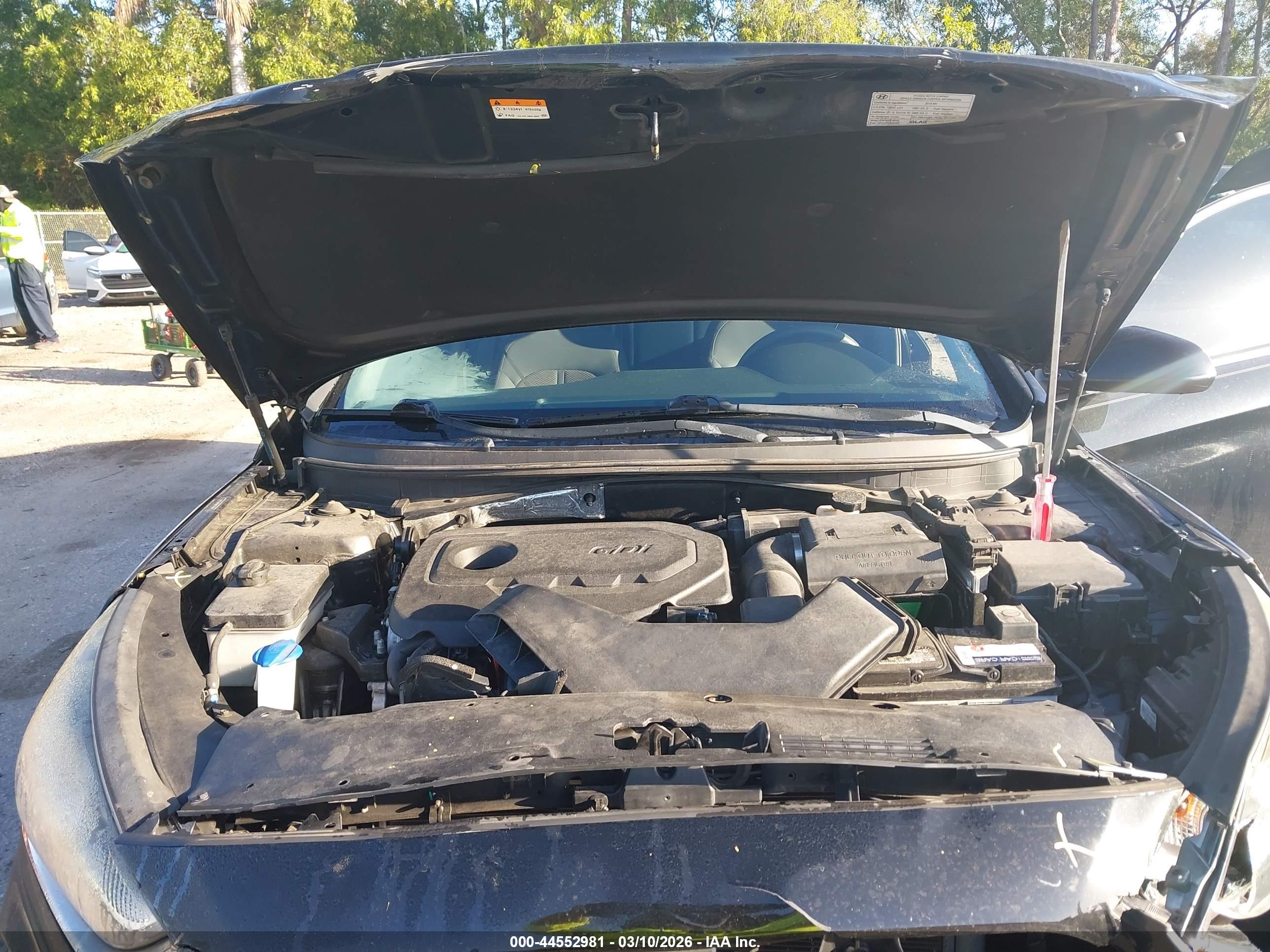 HYUNDAI SONATA image 10