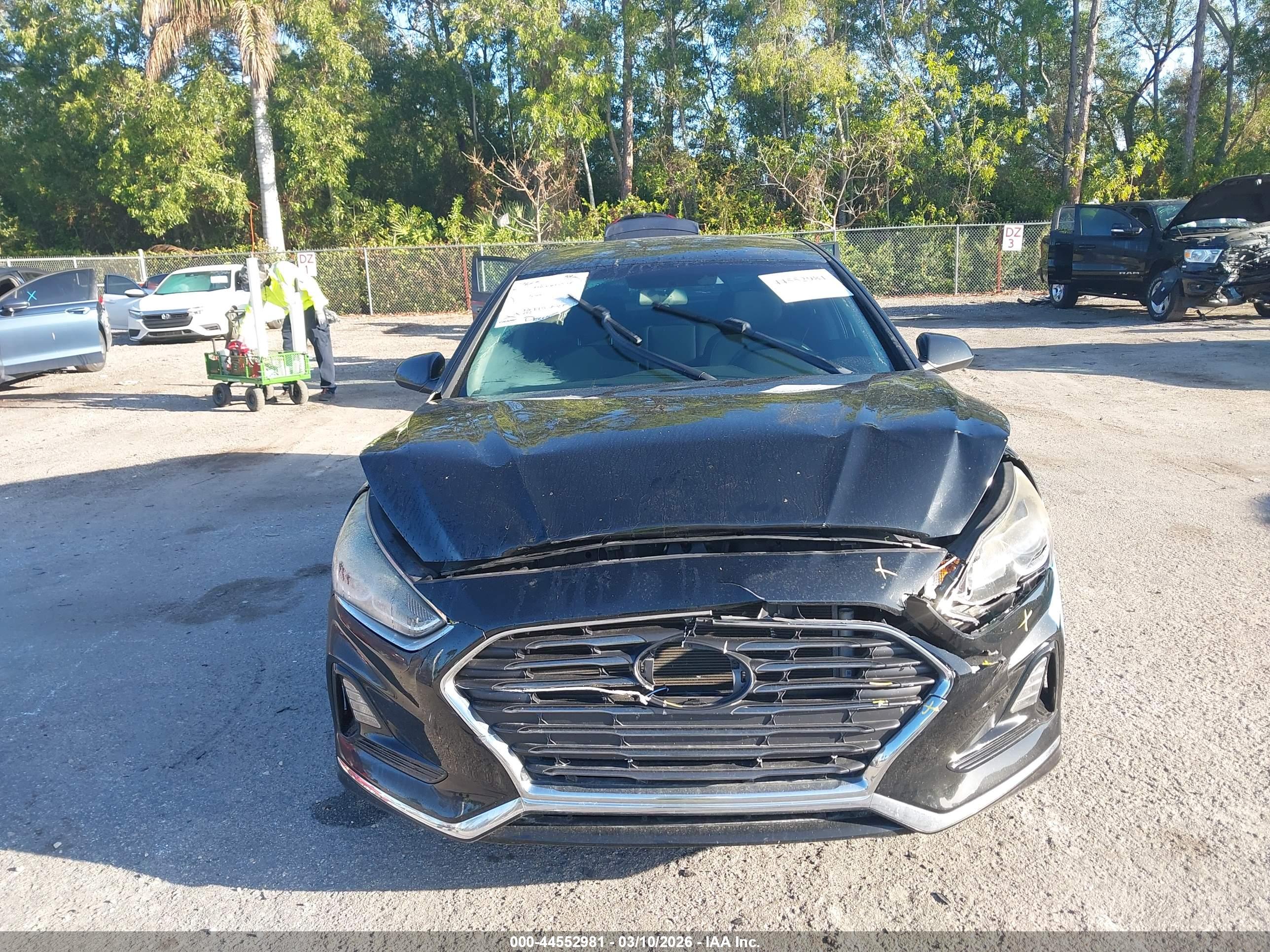 HYUNDAI SONATA image 6