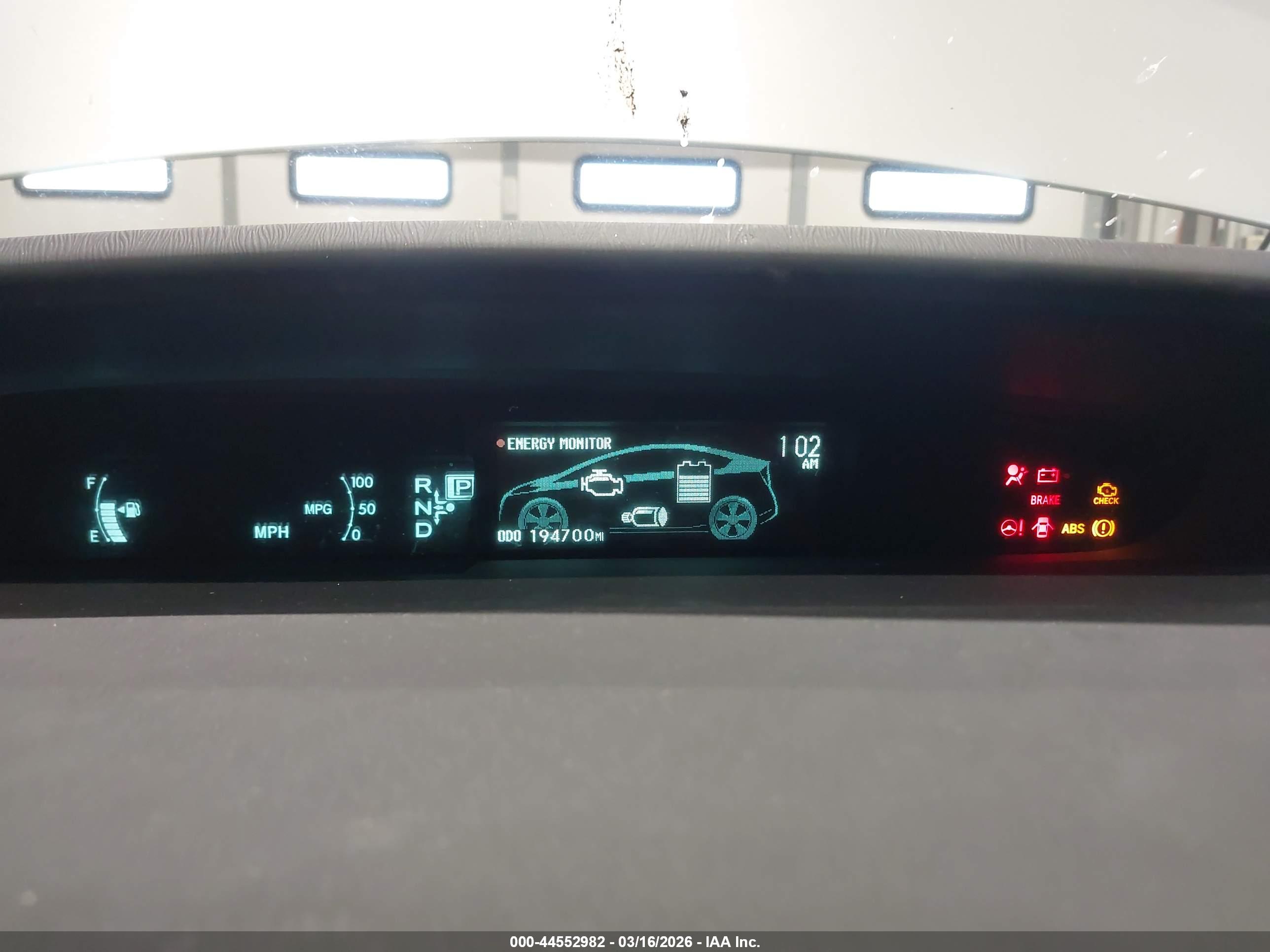 TOYOTA PRIUS image 7