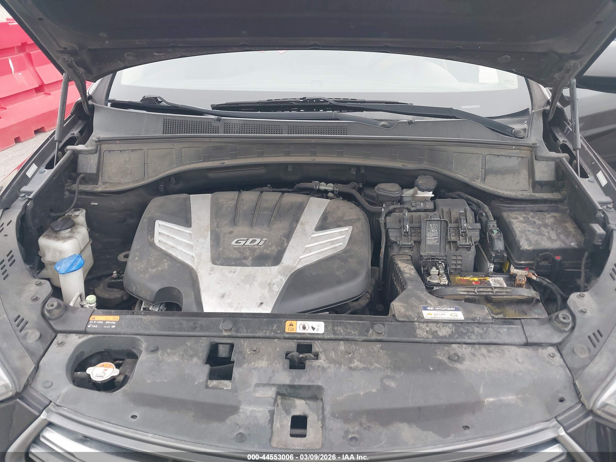 HYUNDAI SANTA image 10