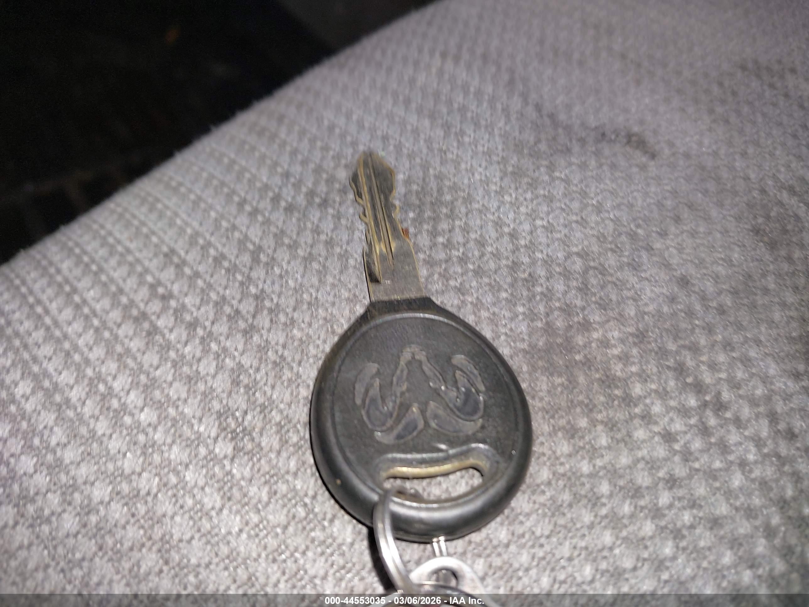 DODGE DAKOTA image 11