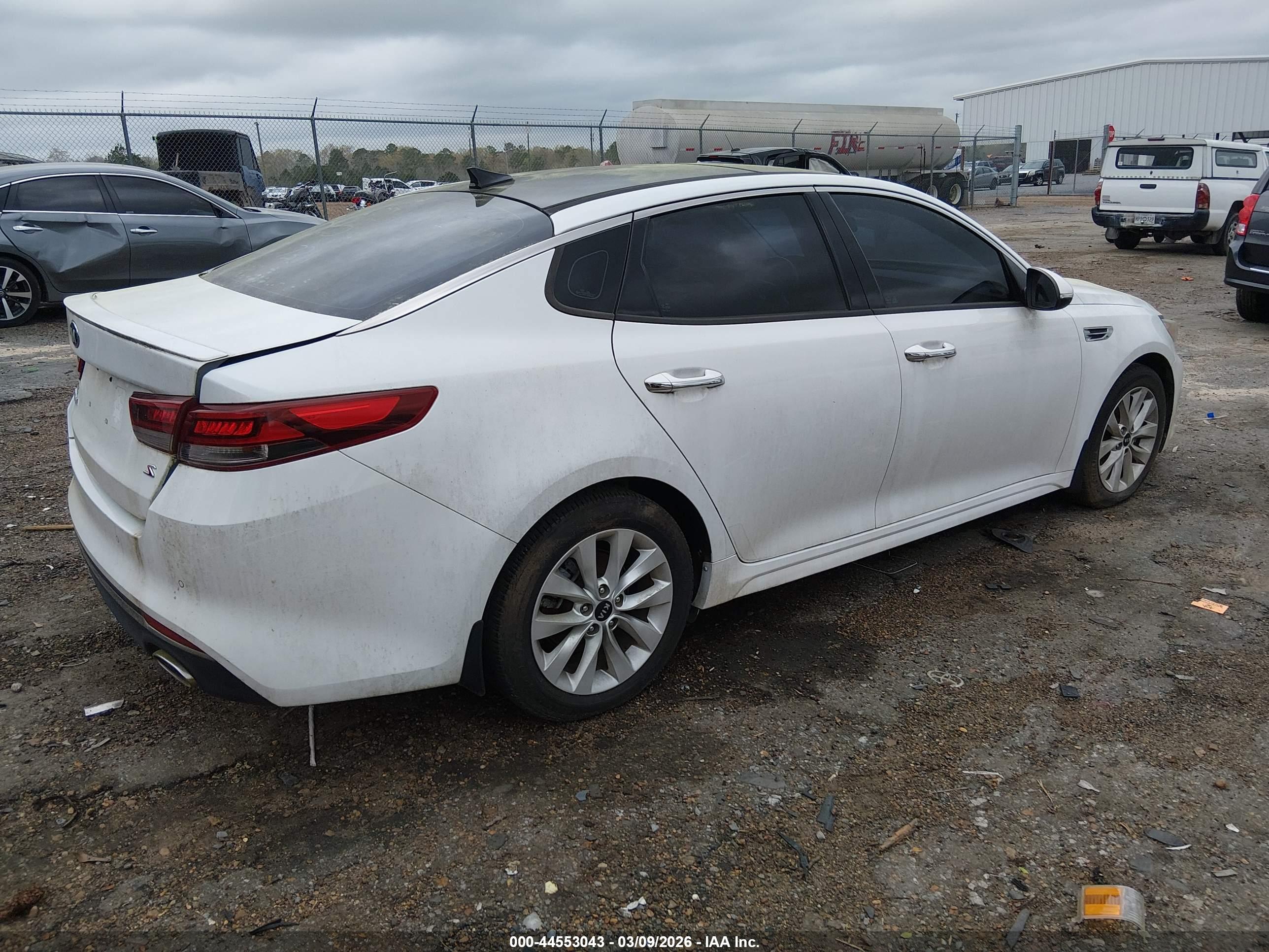 KIA OPTIMA image 4