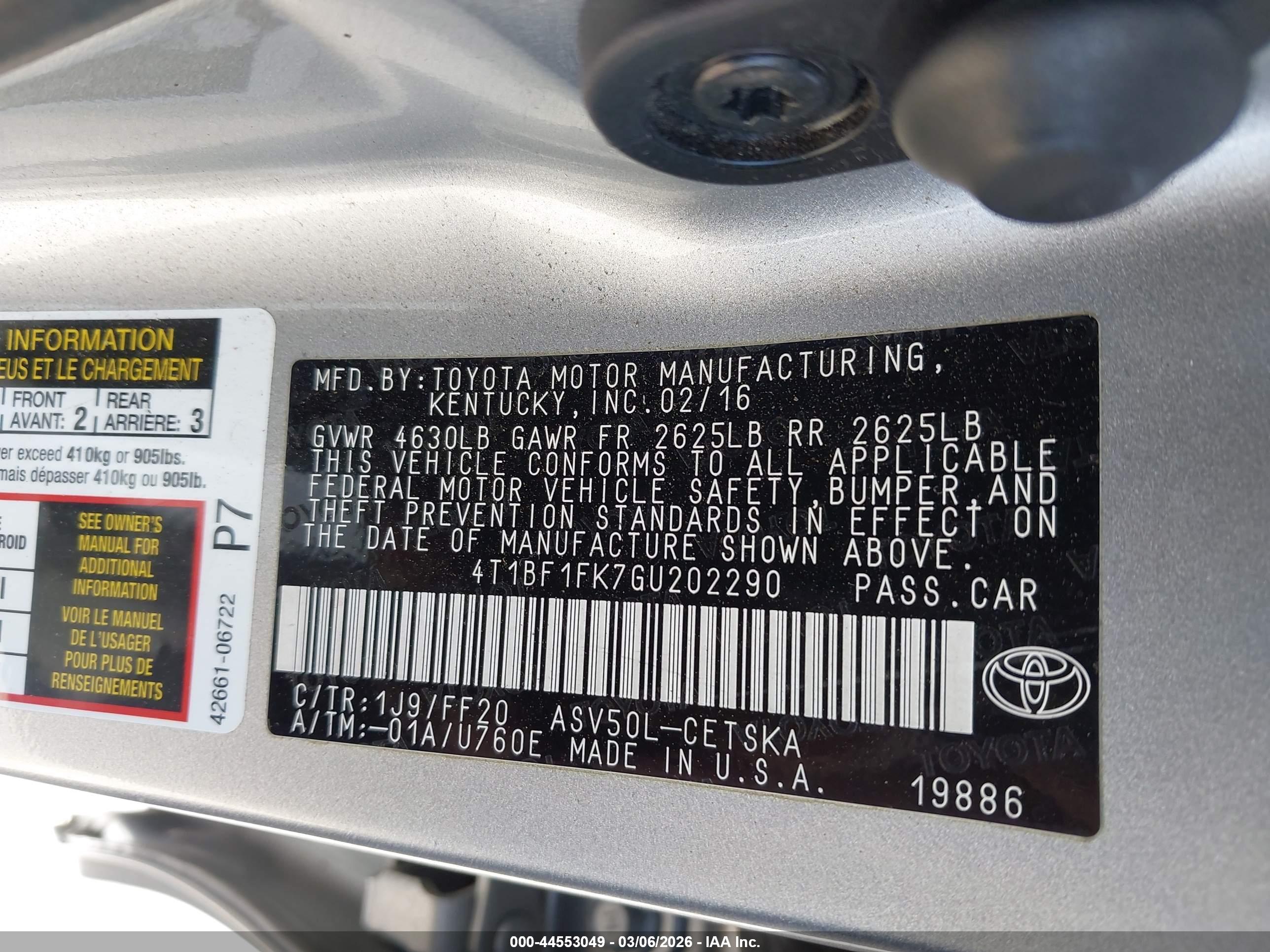 TOYOTA CAMRY image 9