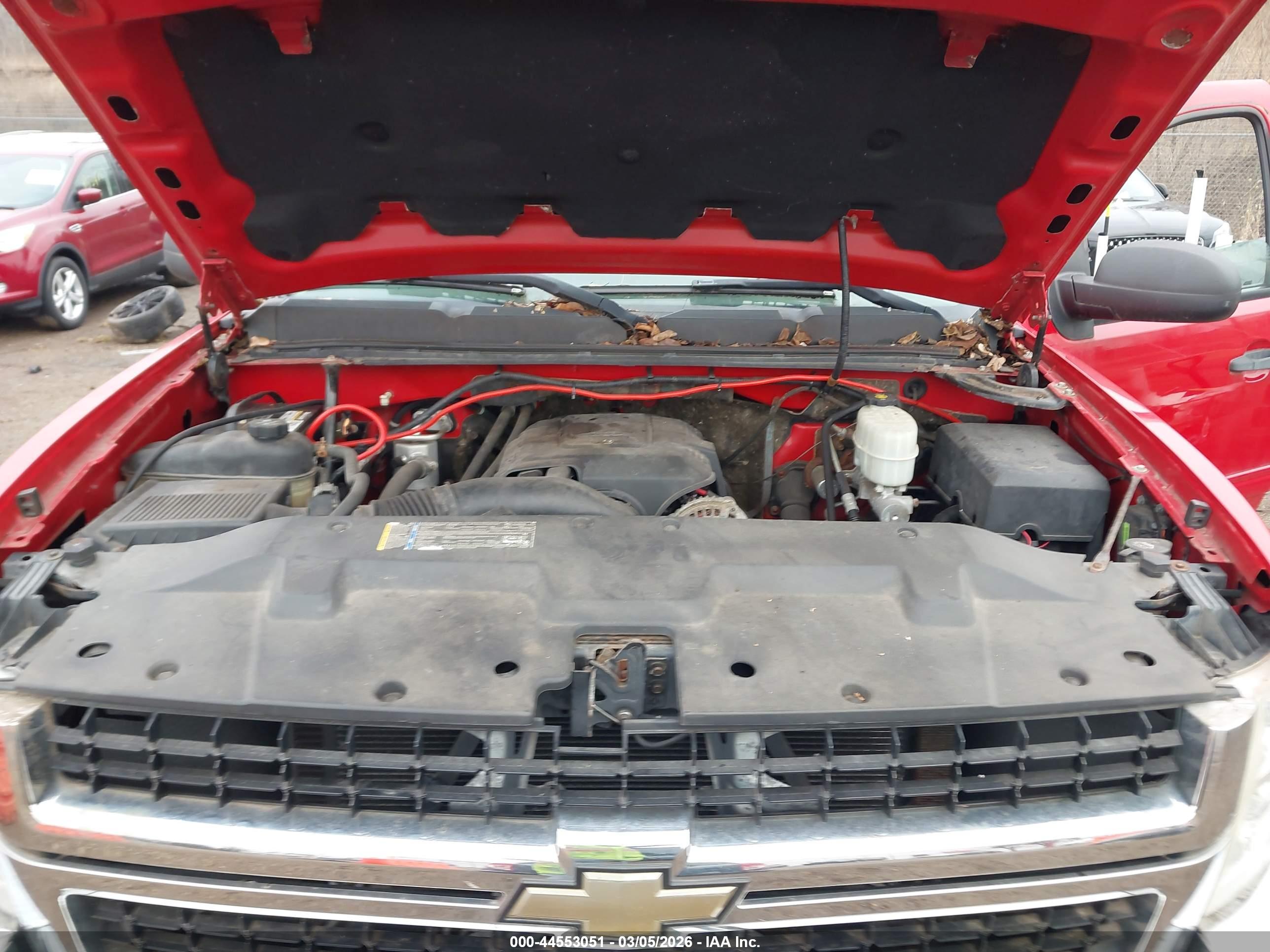CHEVROLET SILVERADO image 10