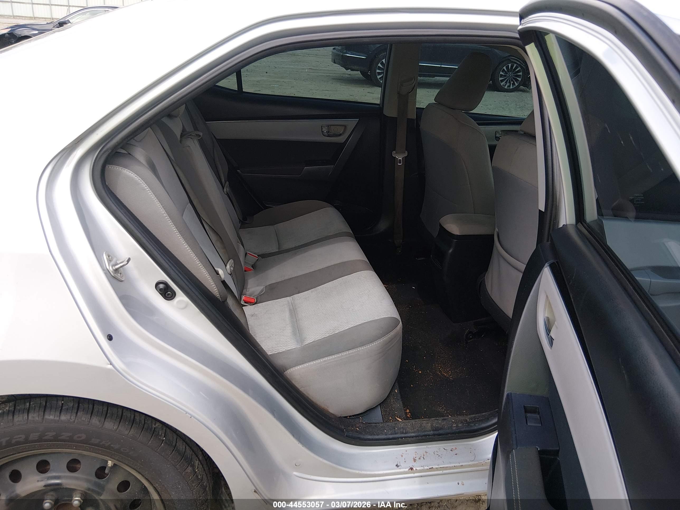 TOYOTA COROLLA image 8