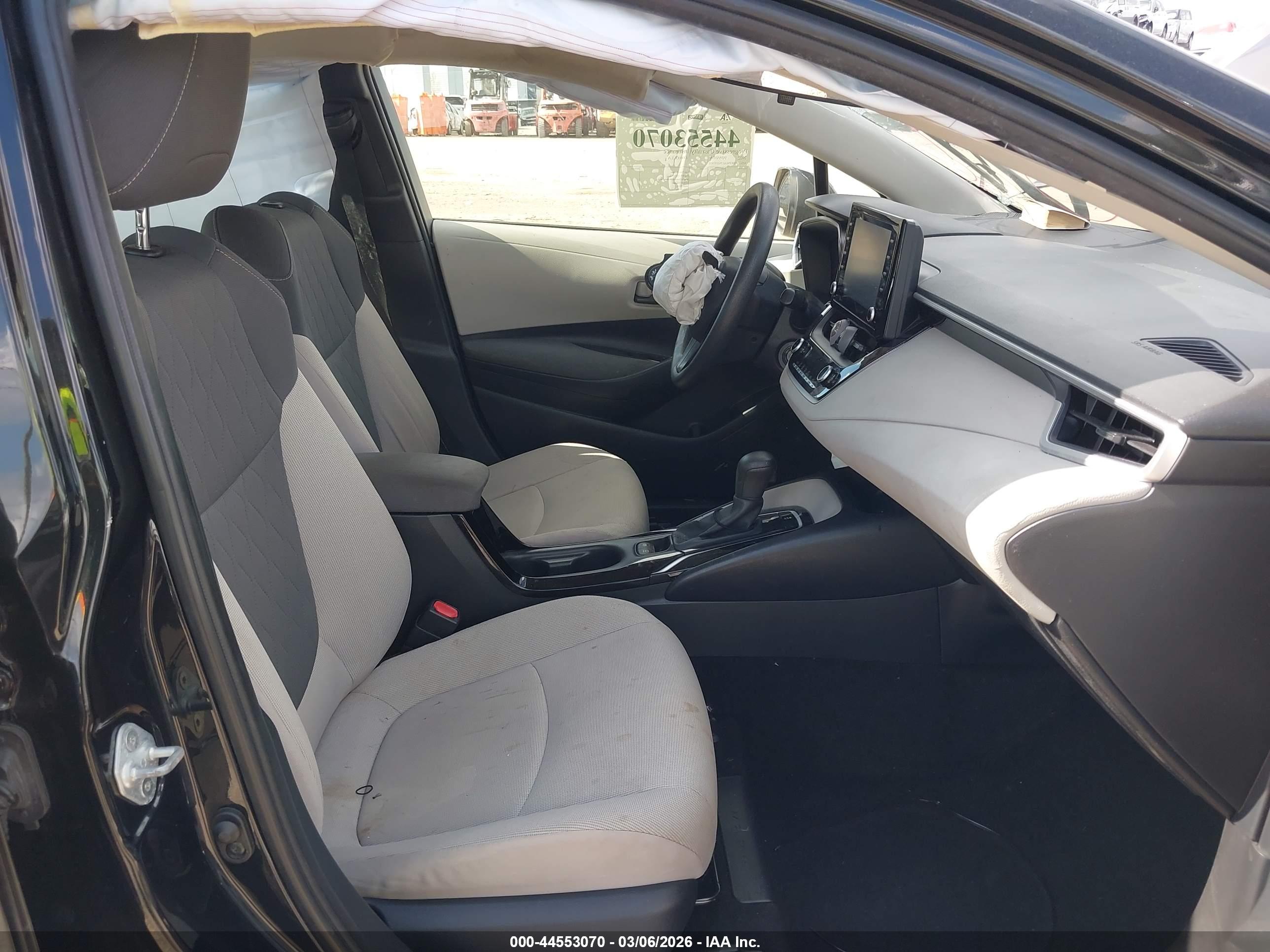 TOYOTA COROLLA image 5