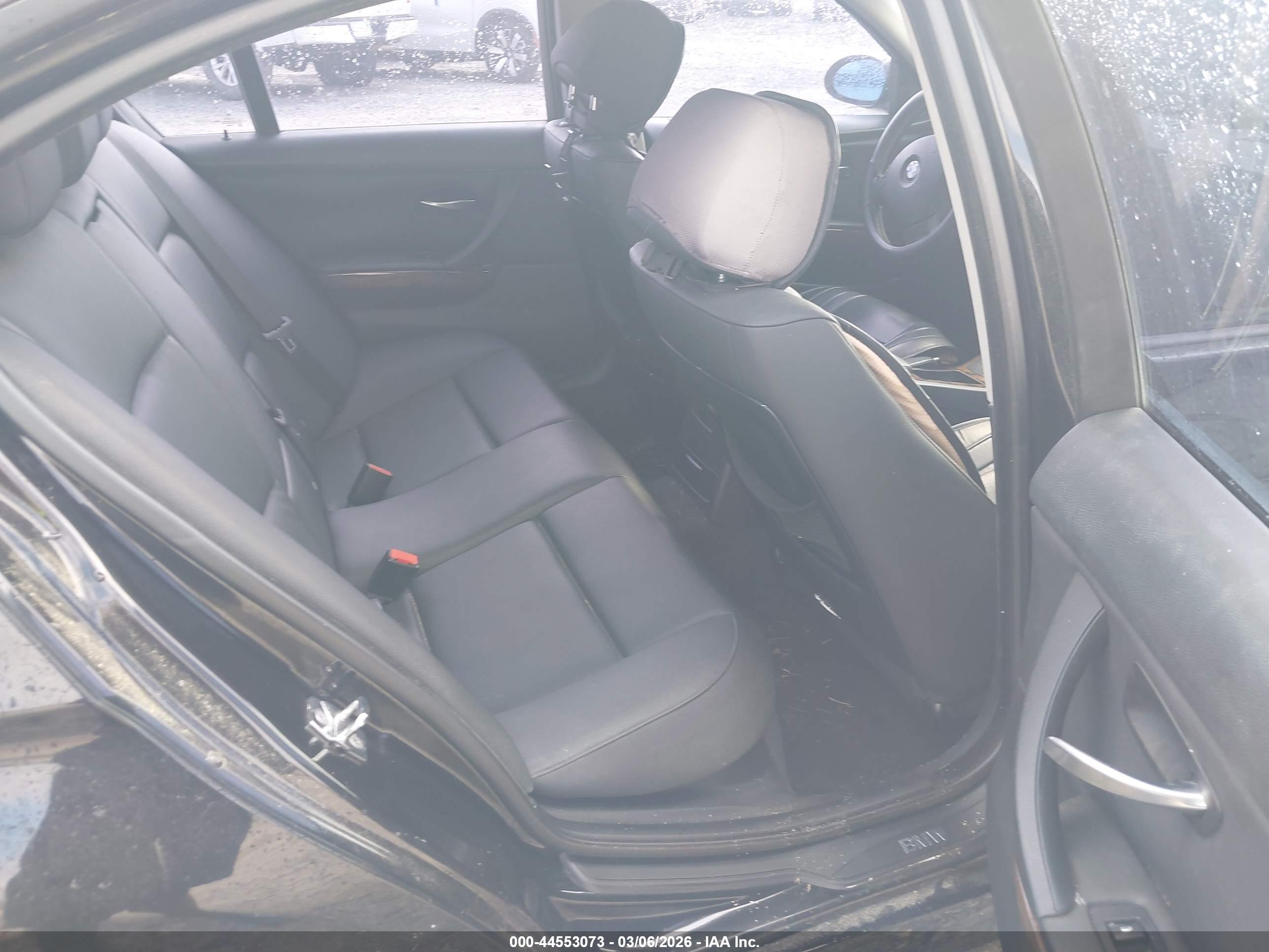 BMW 328I image 8