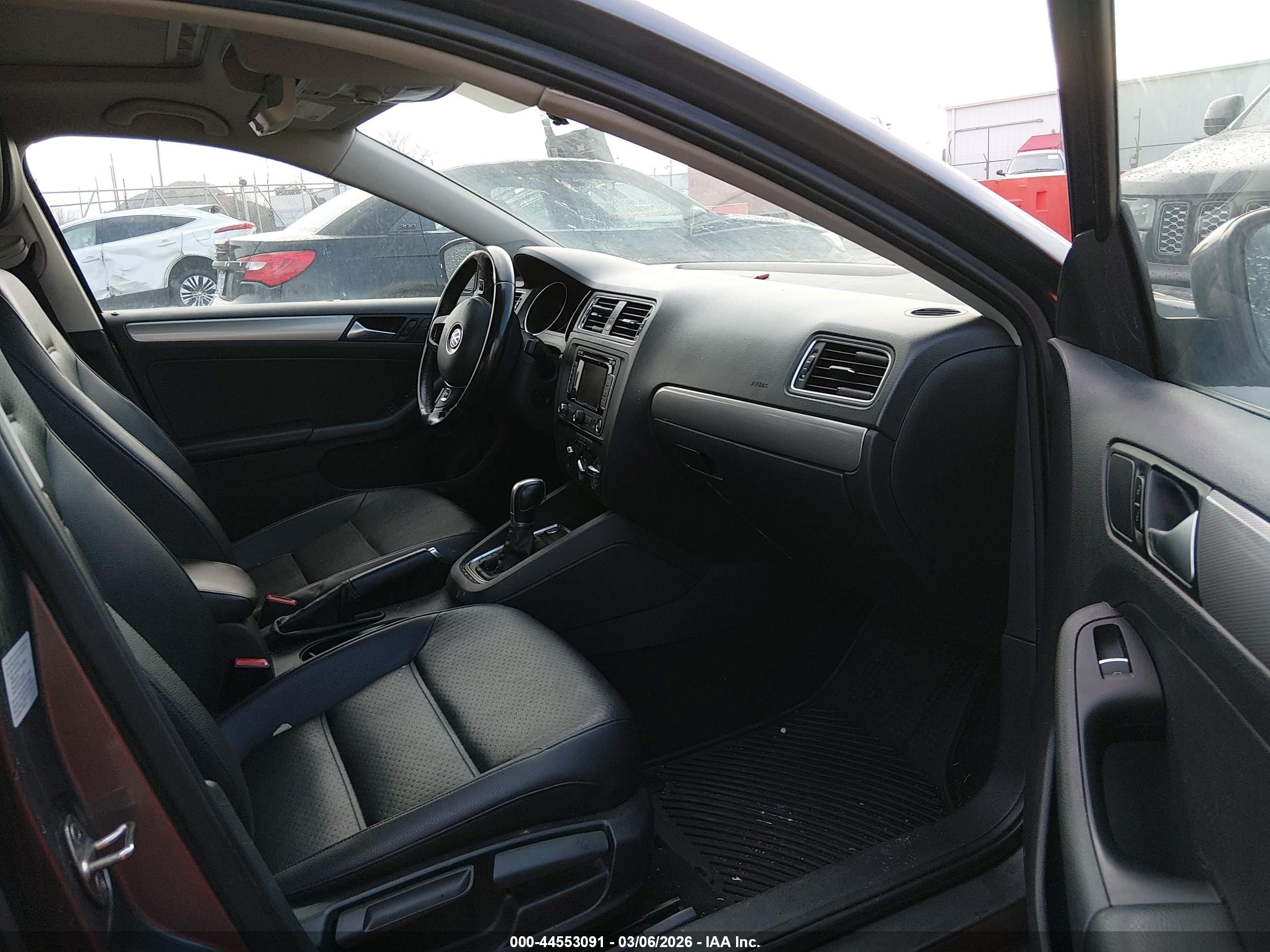 VOLKSWAGEN JETTA image 5