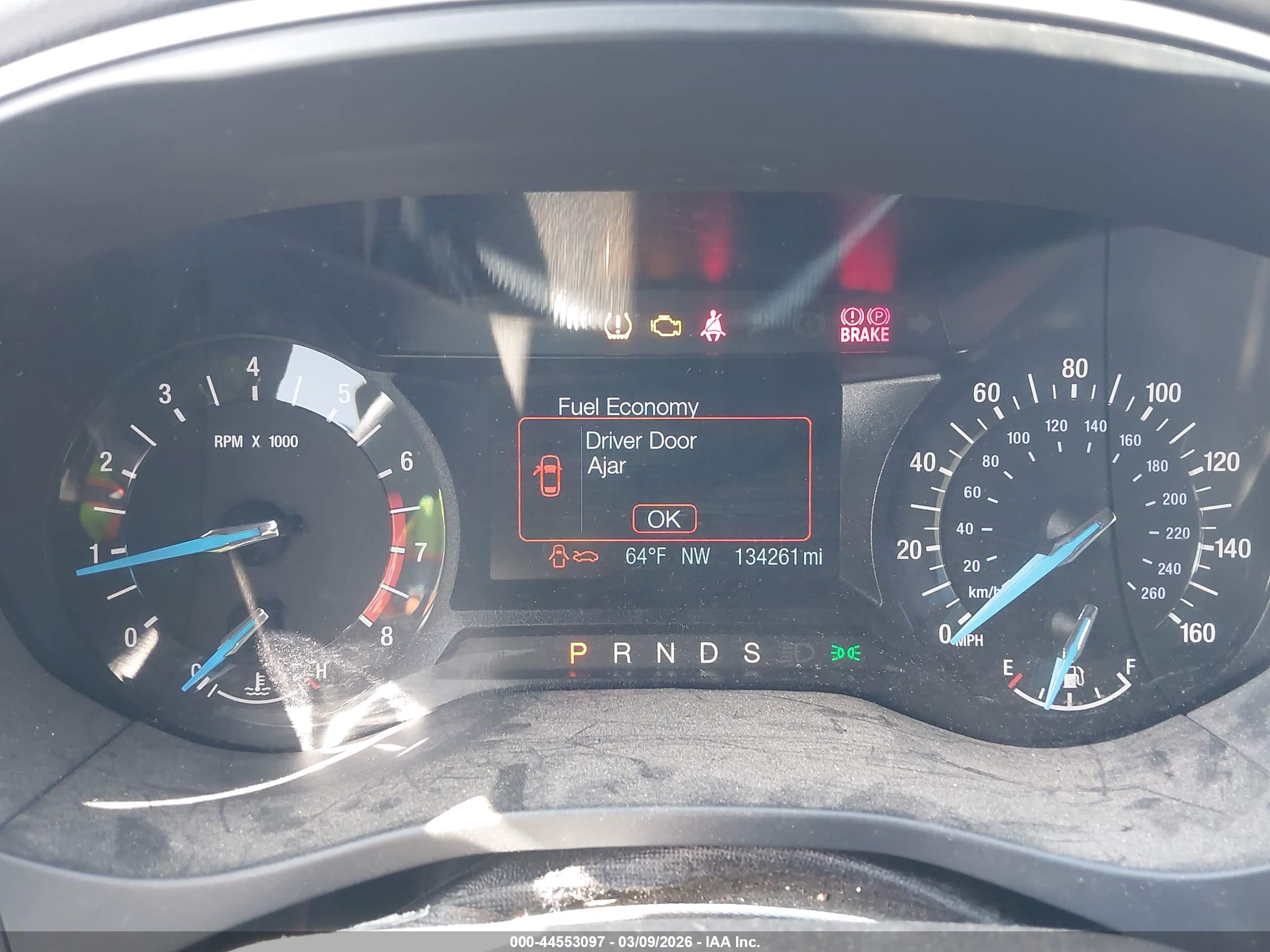 FORD FUSION image 7