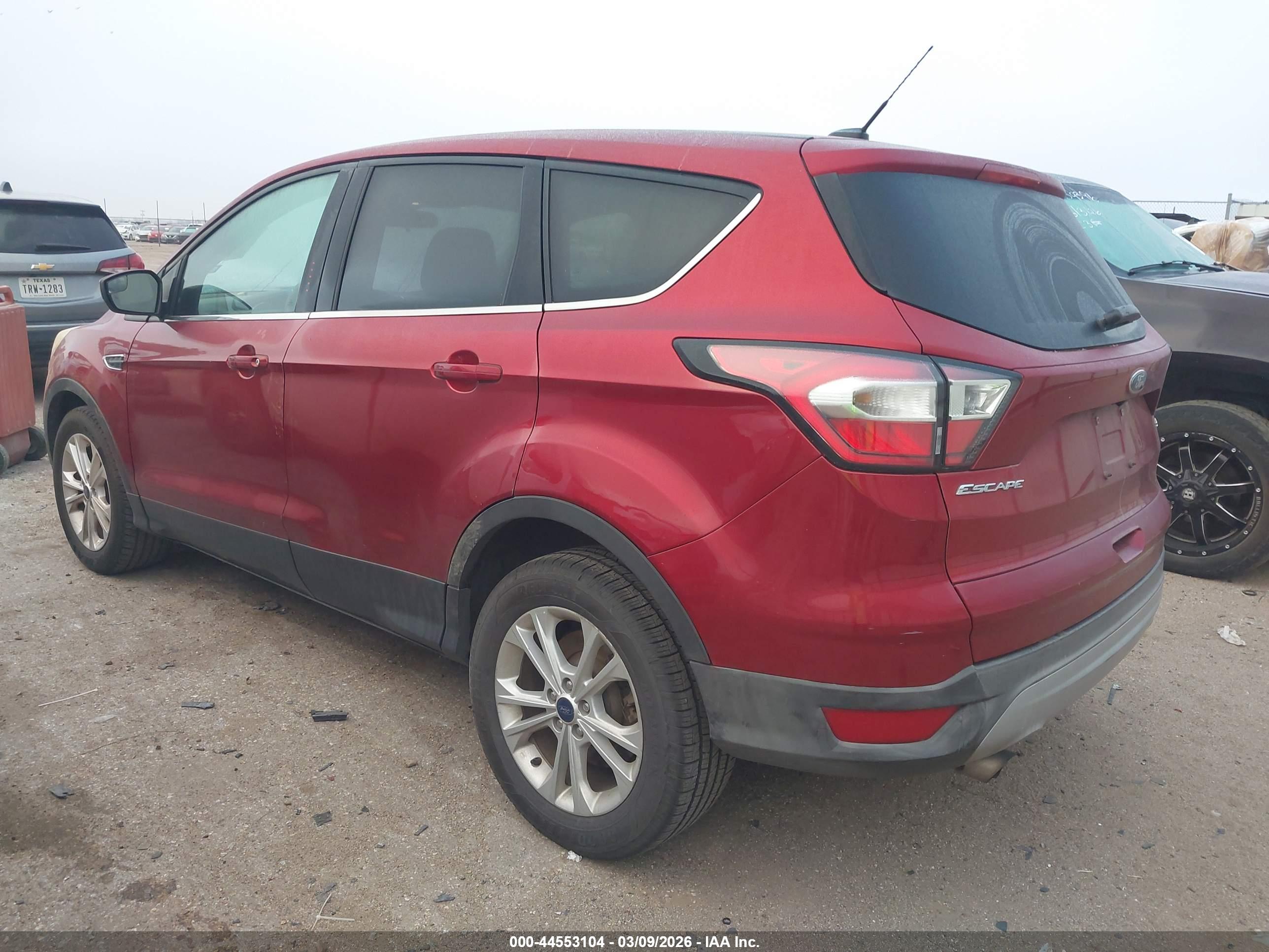 FORD ESCAPE image 3